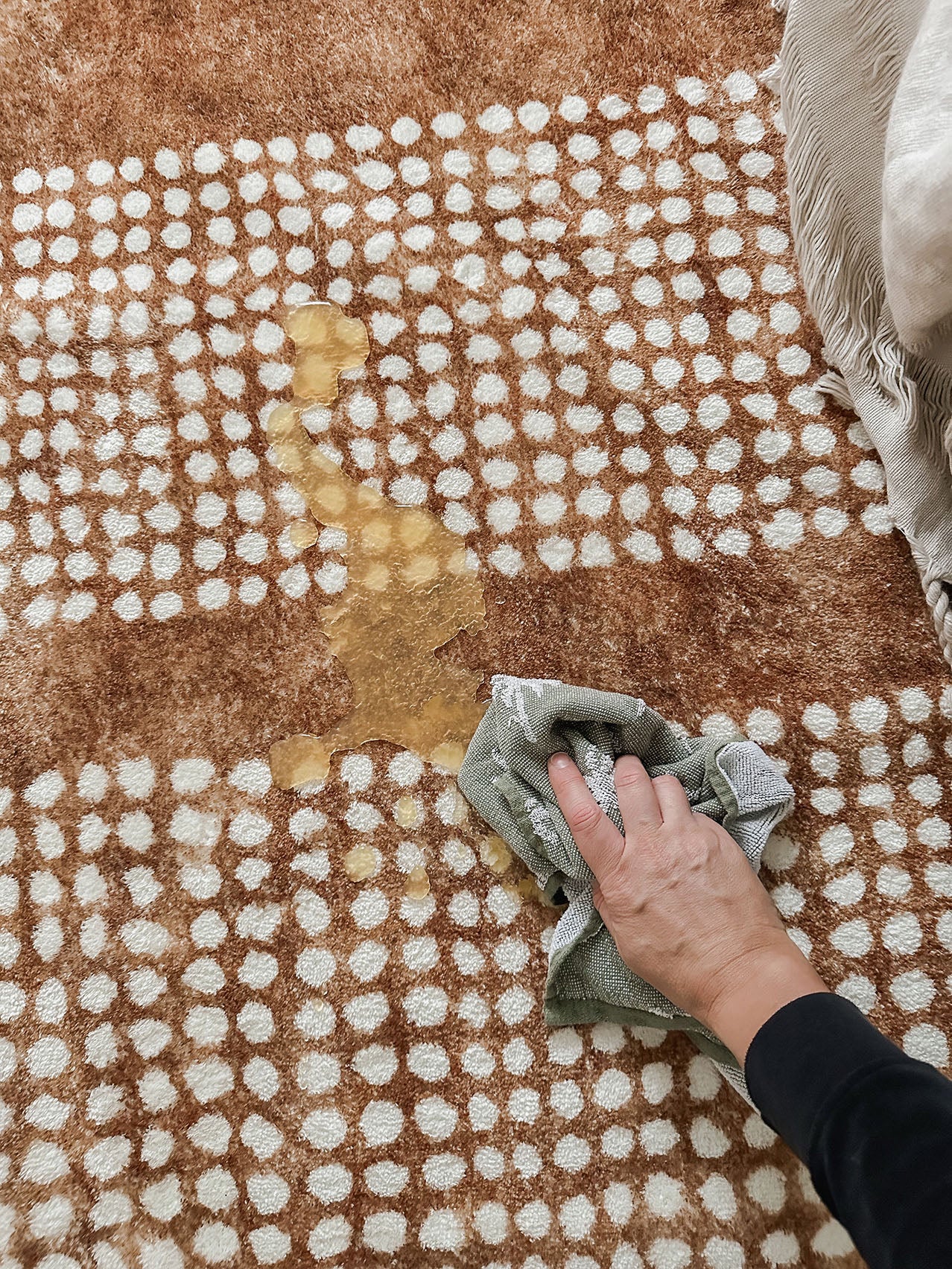 Hazrin Beige Rust Brown Dot Pattern Washable Rug - Image 9