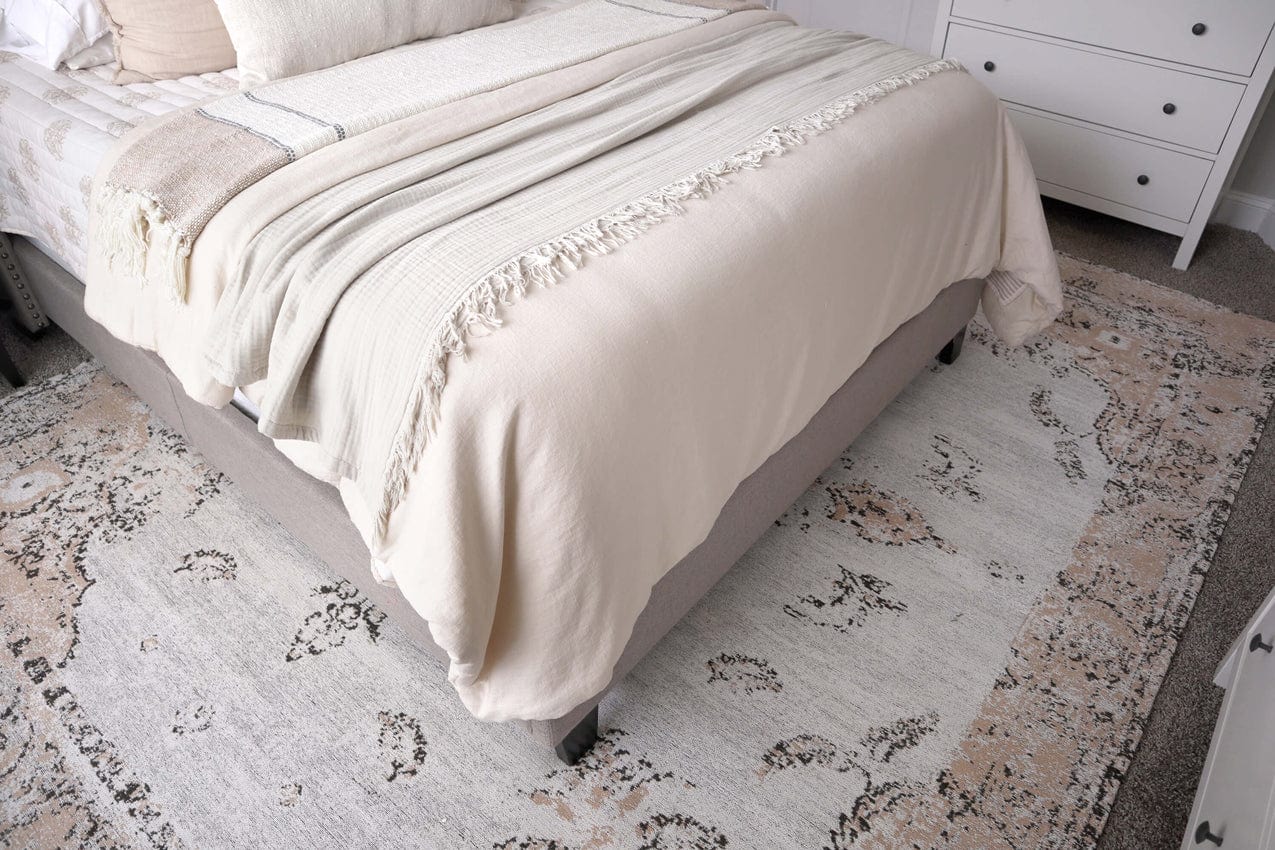 Helena White and Peach Turkish Style Distressed Rug - Image 11