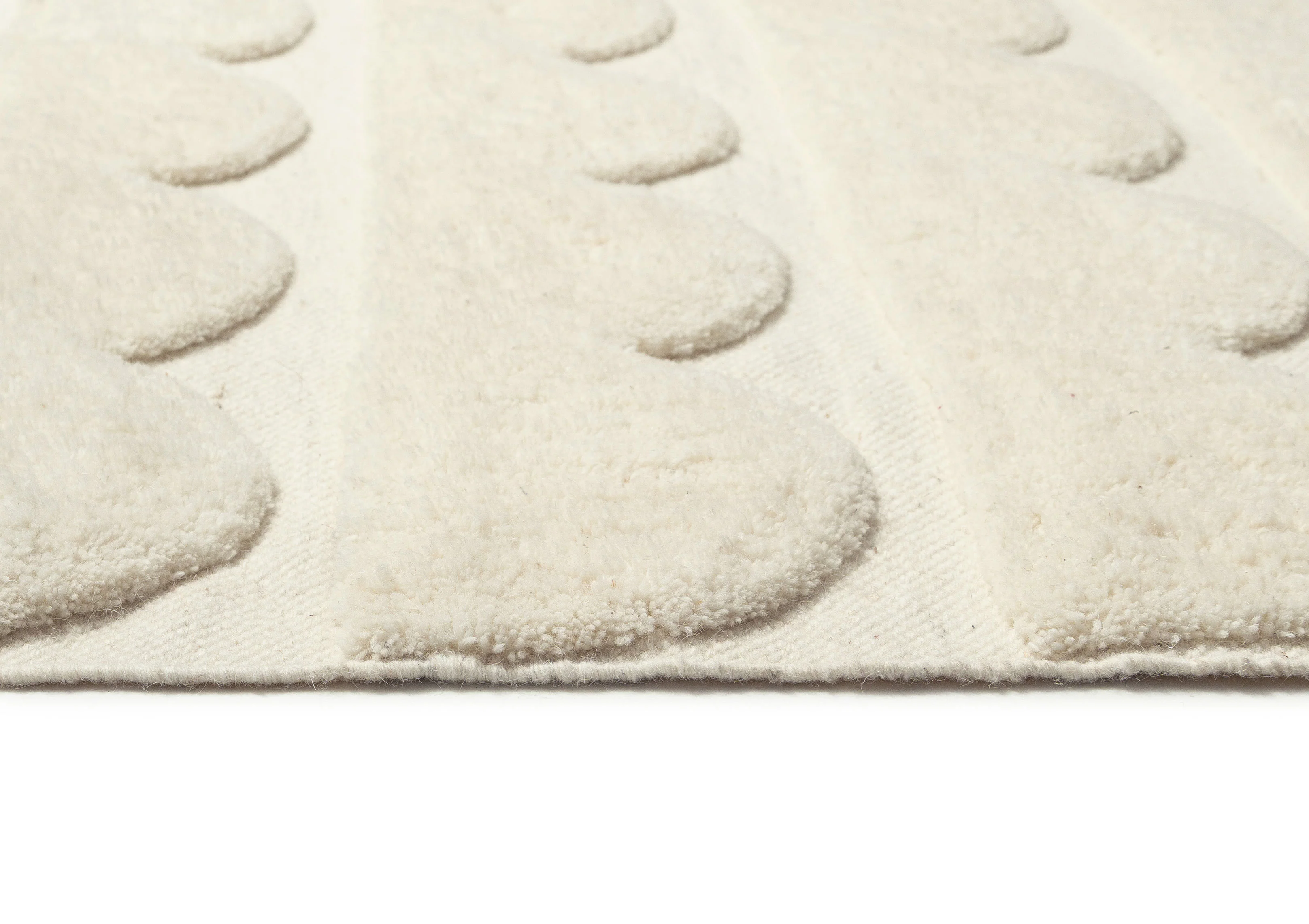 Hikari Ivory Scallop Washable Wool Rug - Image 8