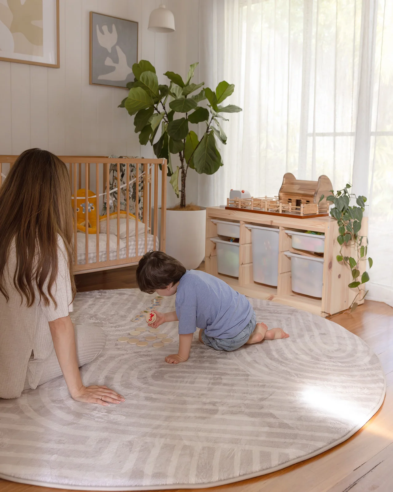 Idra Neutral Abstract Rollie Pollie Round Playmat - Image 3