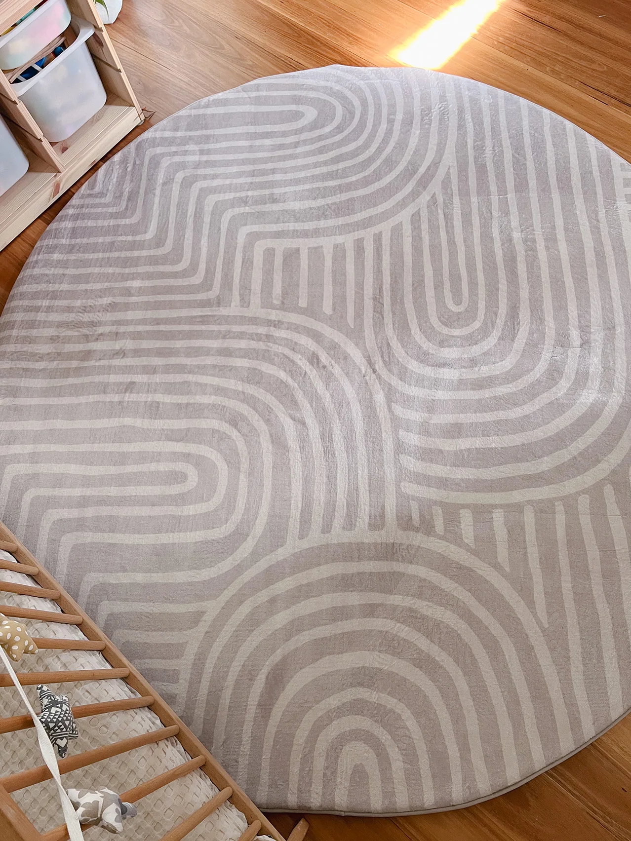 Idra Neutral Abstract Rollie Pollie Round Playmat - Image 5