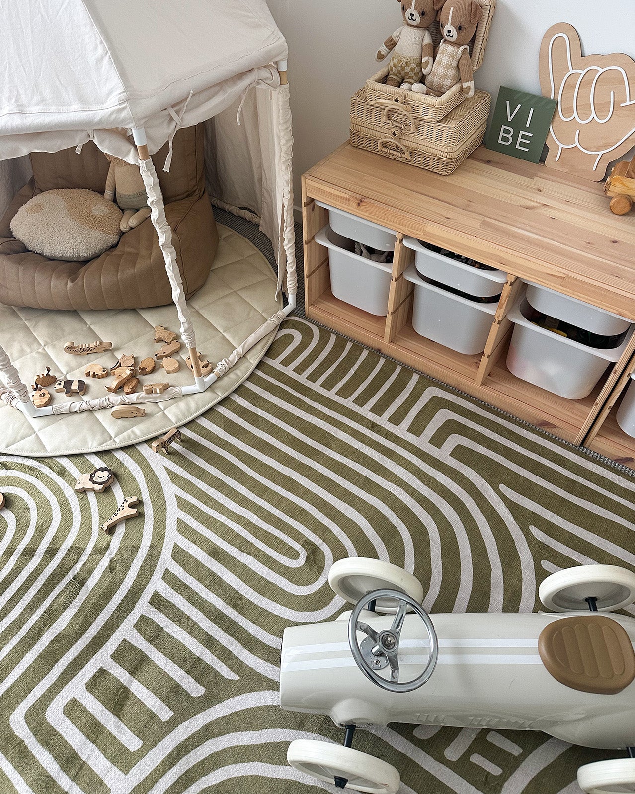 Iloa Green Abstract Rollie Pollie Playmat - Image 3