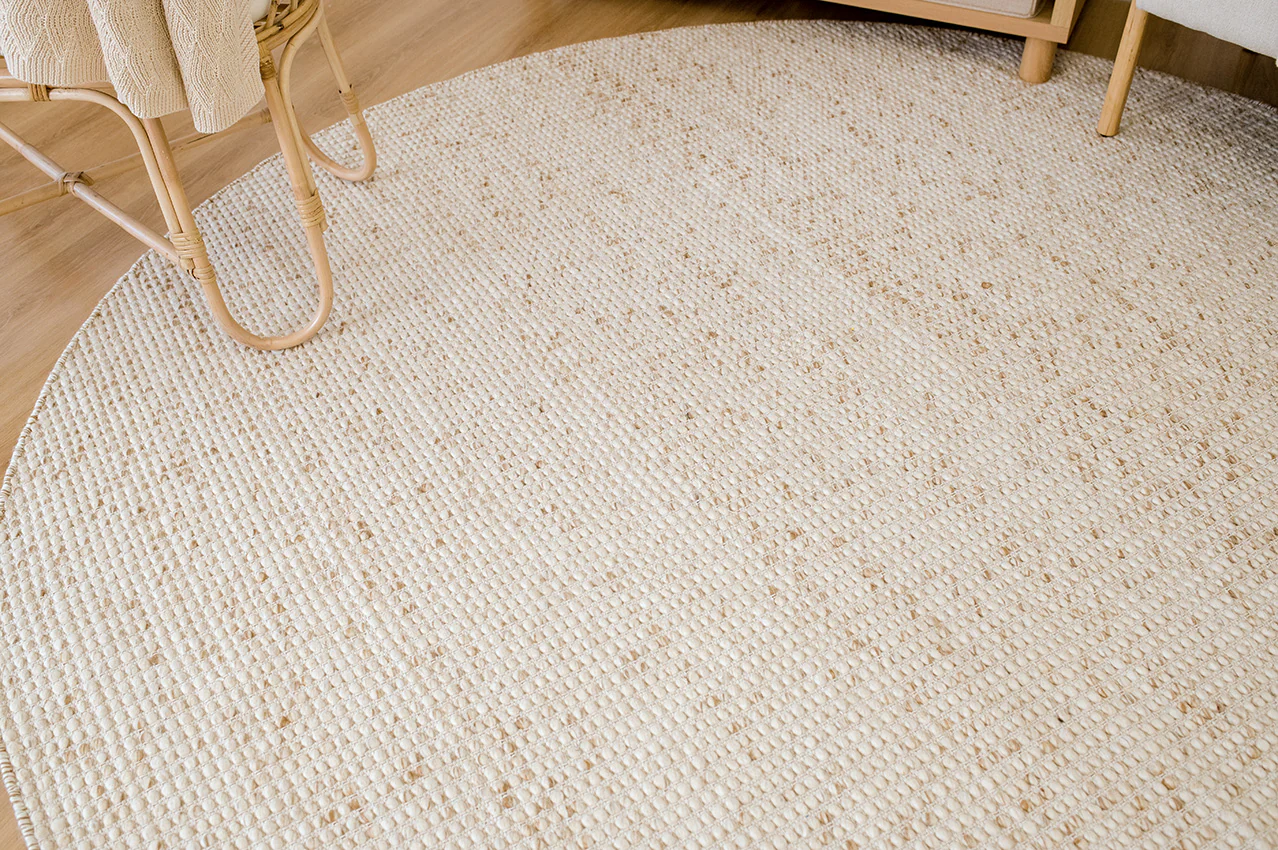 Indya Marbled Cream and Beige Chunky Wool Round Rug - Image 6