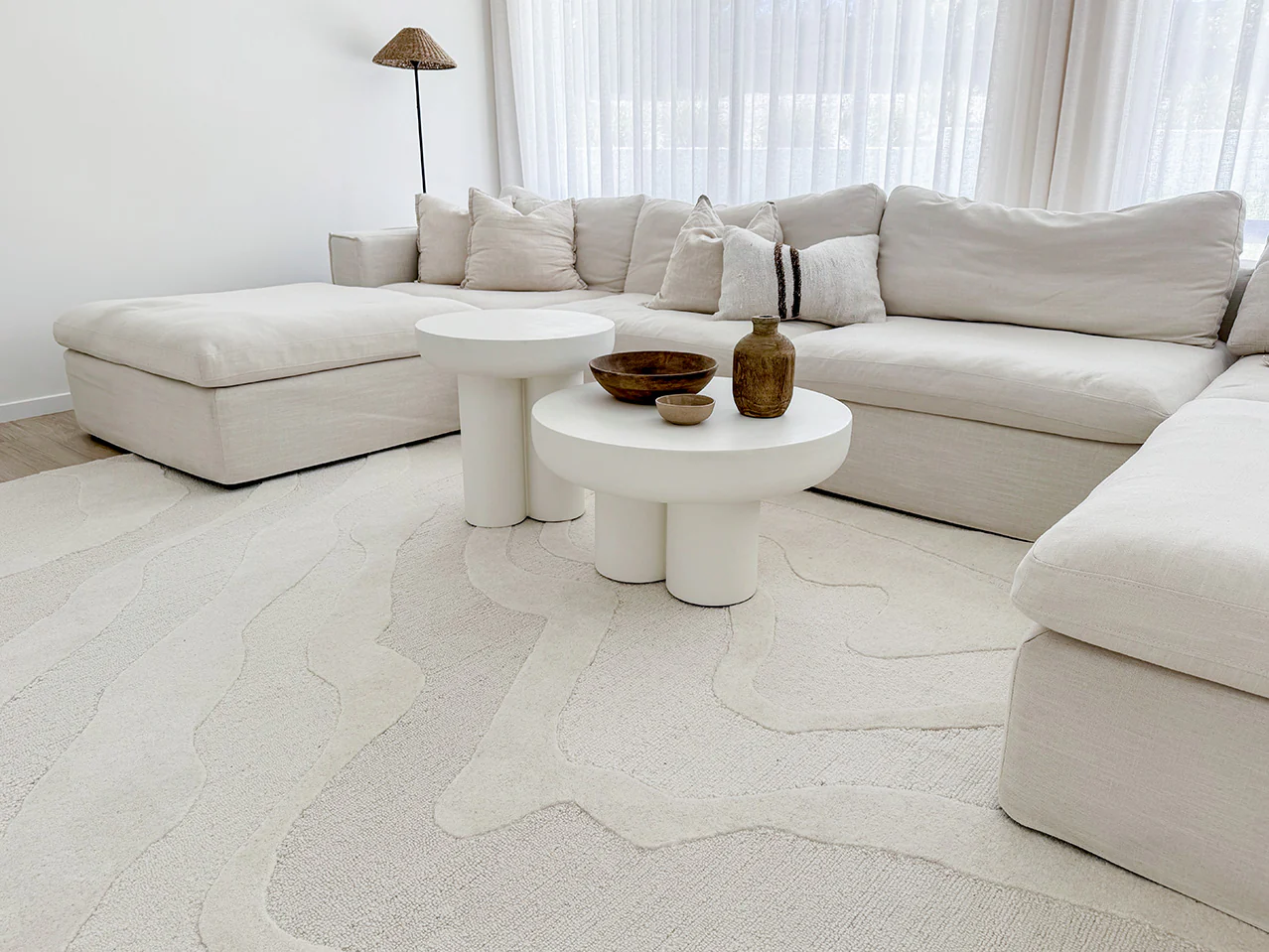 Innaya Neutral Abstract Hand-Tufted Wool Rug - Image 3