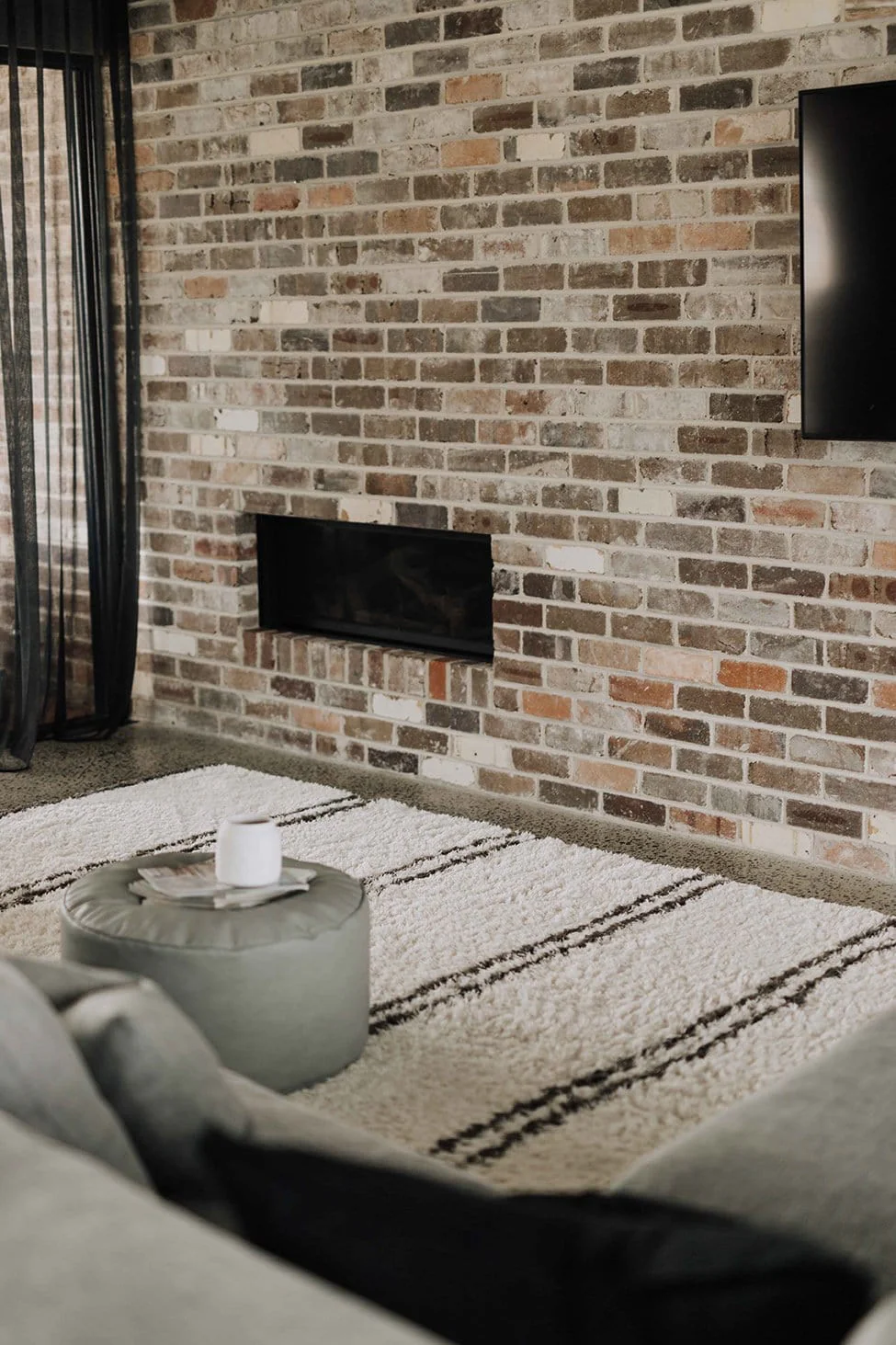 Irina Ivory And Charcoal Grey Shag Rug - Image 4