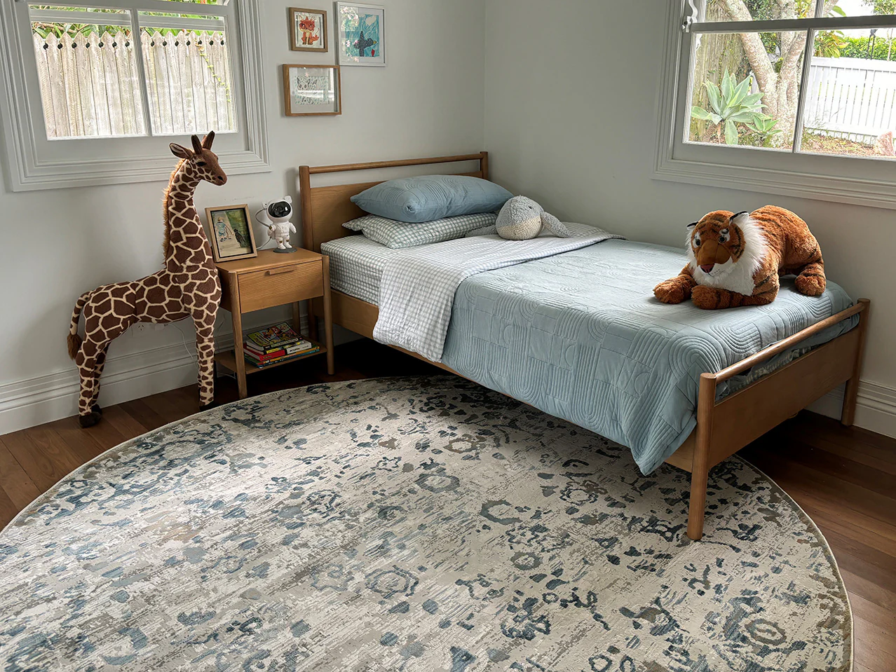 Iris Blue Grey and Beige Distressed Floral Round Rug - Image 6