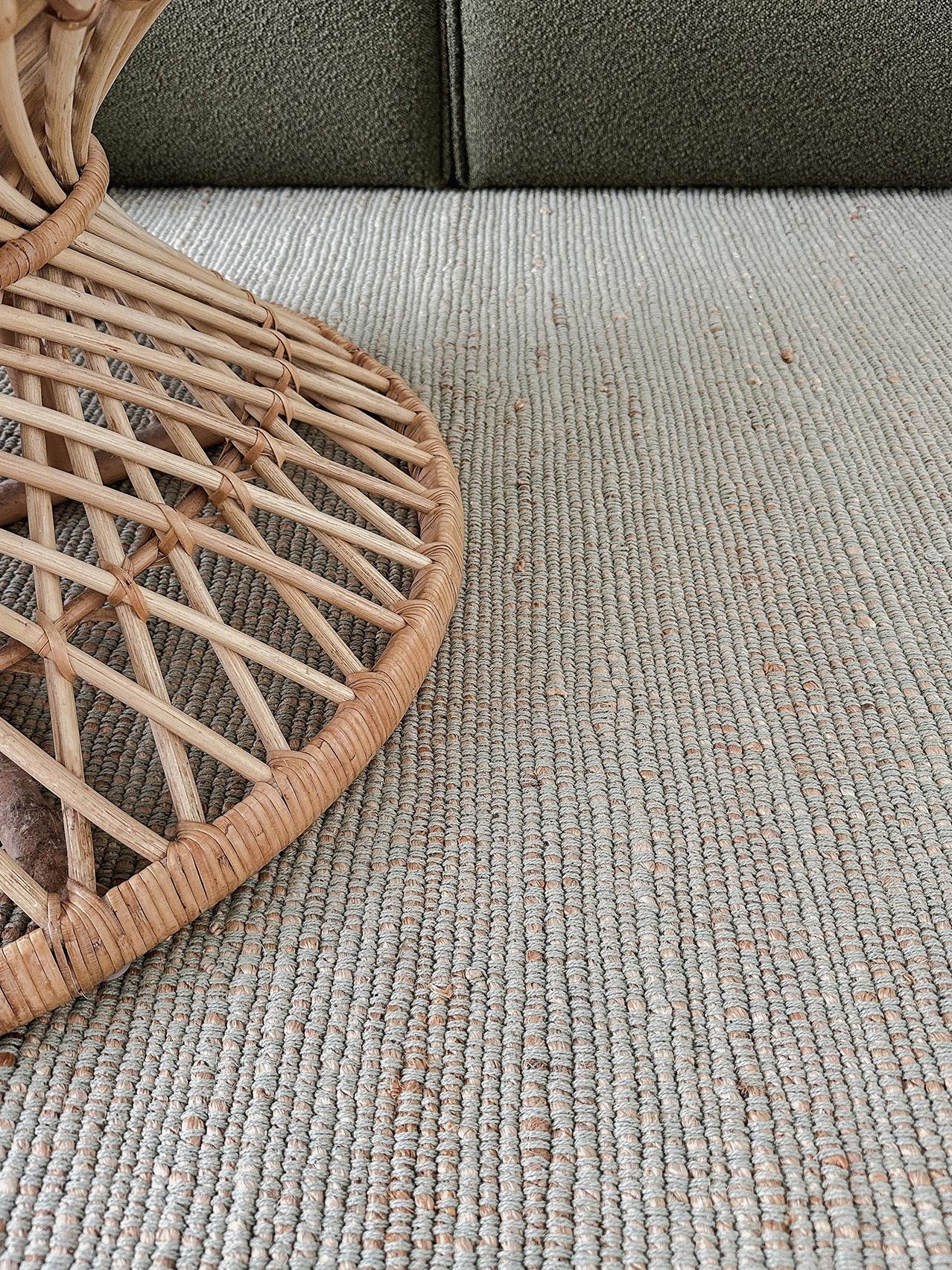 Ishani Green Flatweave Jute and Cotton Rug - Image 6