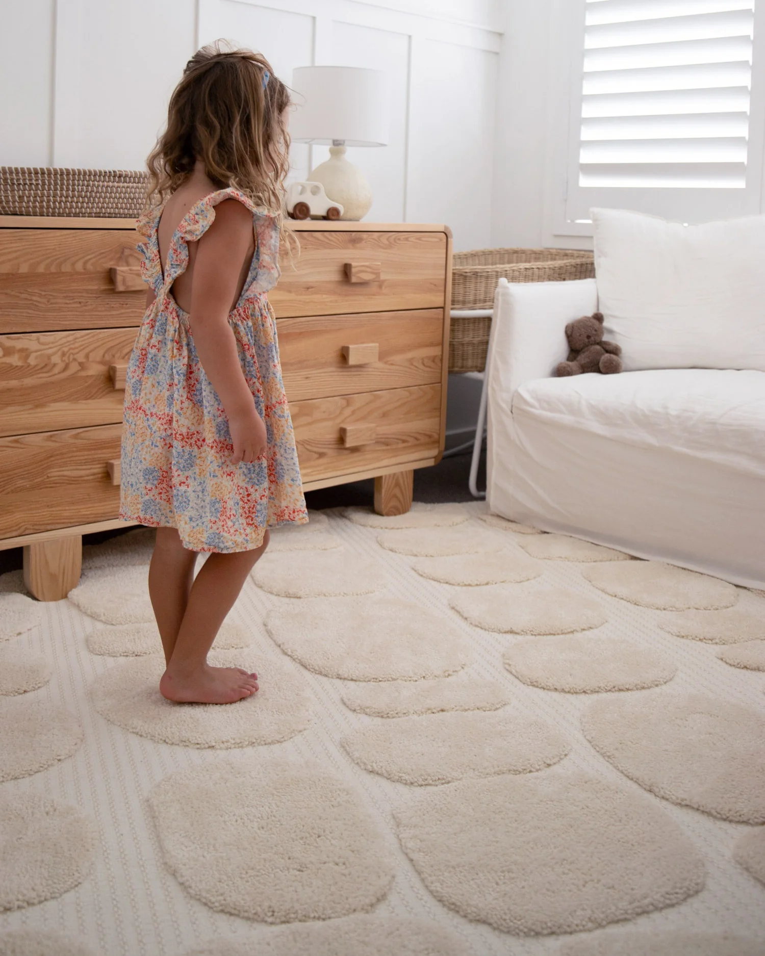 Jacinta Ivory Abstract Round Rug - Image 3