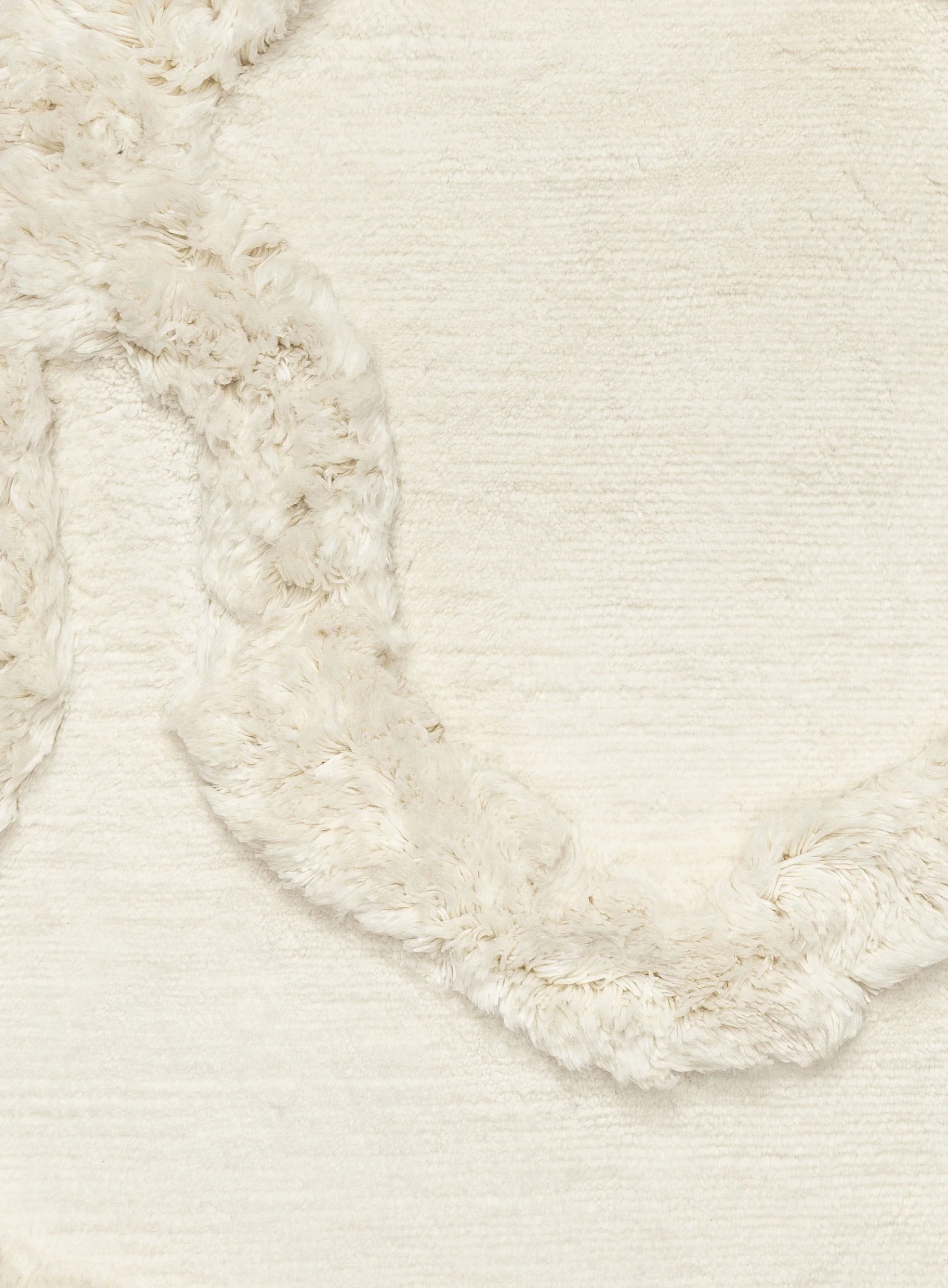 Janisa Natural Cream Organic Shape Shag Rug - Image 3
