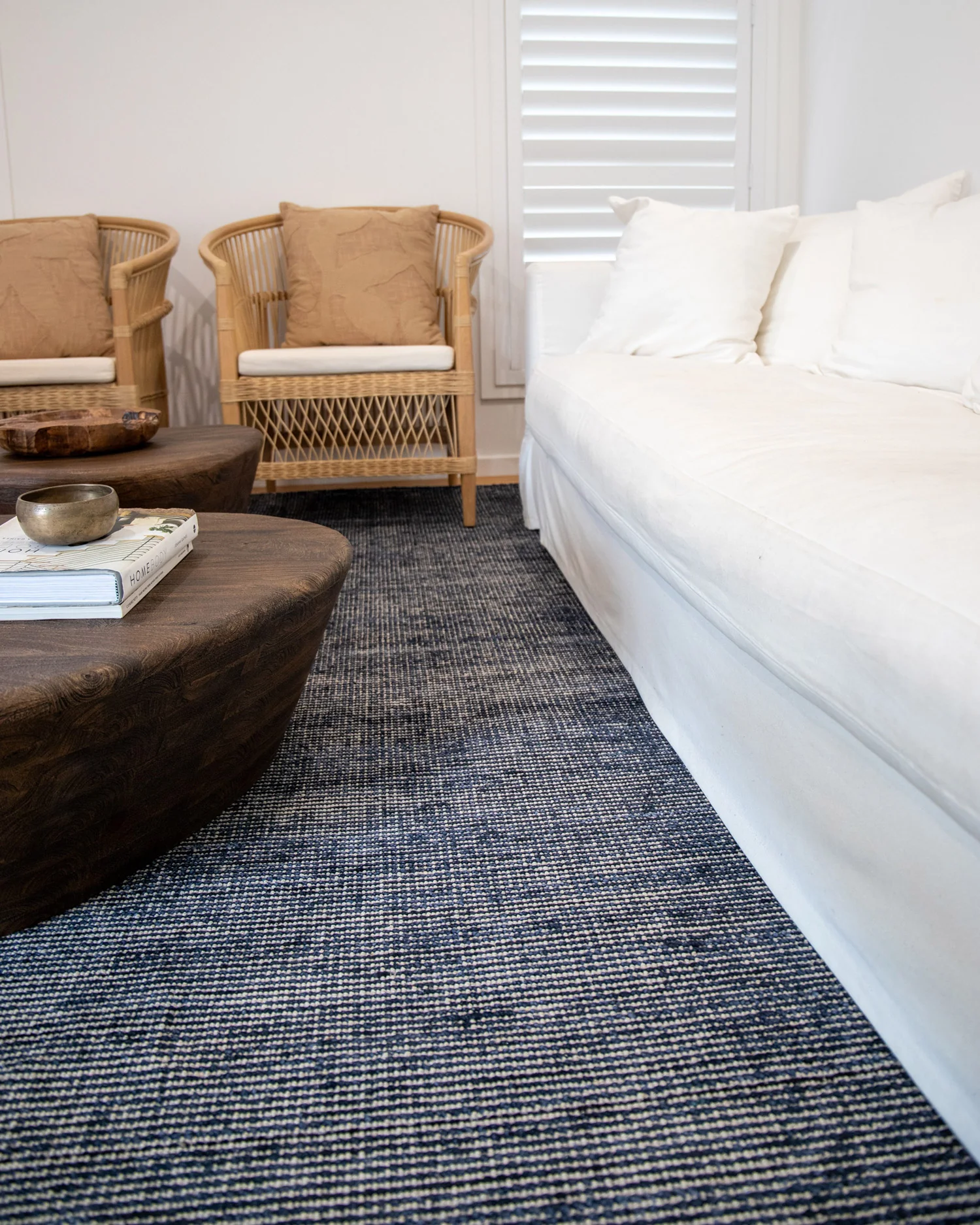Jena Midnight Blue and White Hand Loomed Cotton Rug - Image 6