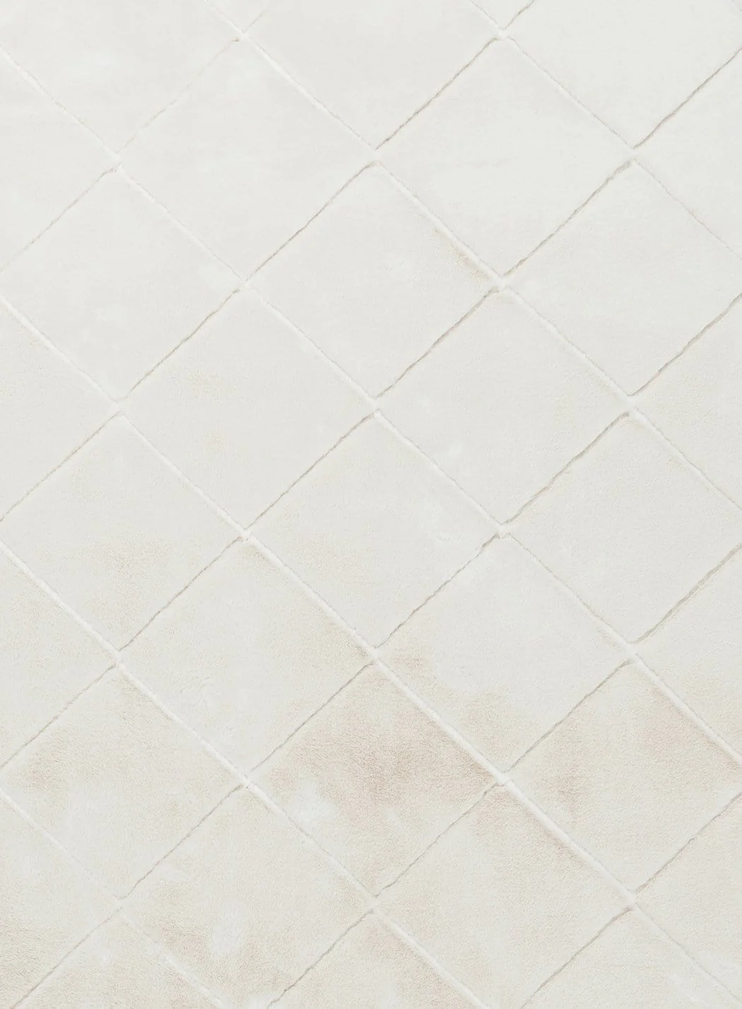 Jessa Ivory Cream Diamond Shag Rug - Image 10