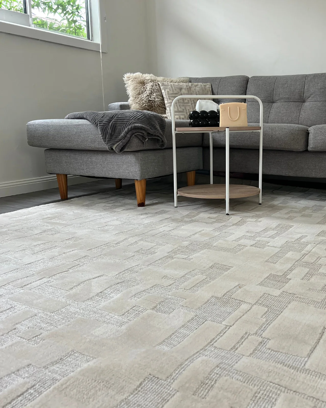 Jessie Ivory Cream Abstract Textured Rug - Image 2