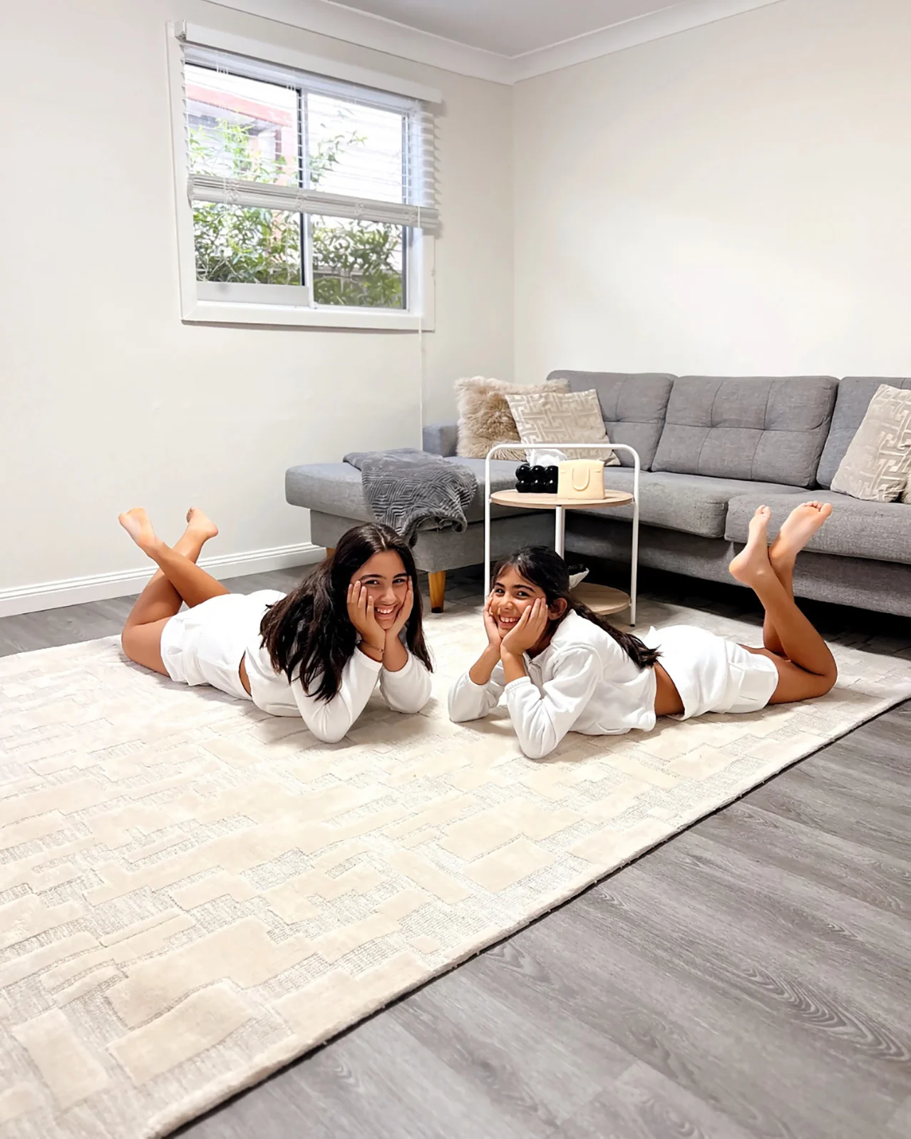 Jessie Ivory Cream Abstract Textured Rug - Image 4