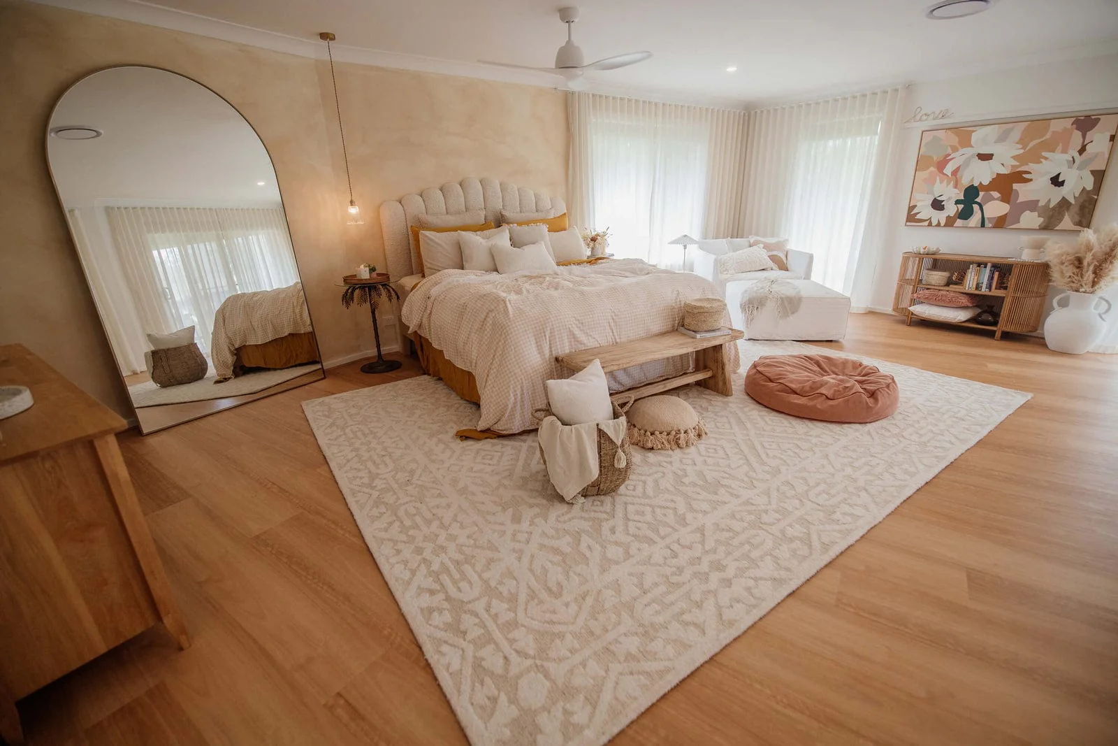 Josephine Ivory and Cream Tribal Transitional Rug - Image 6
