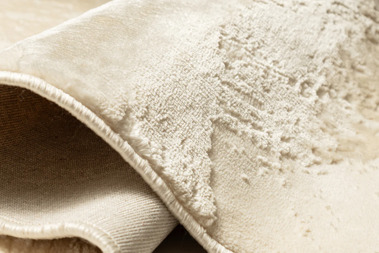 Kabir Neutral Abstract Rug - Image 9