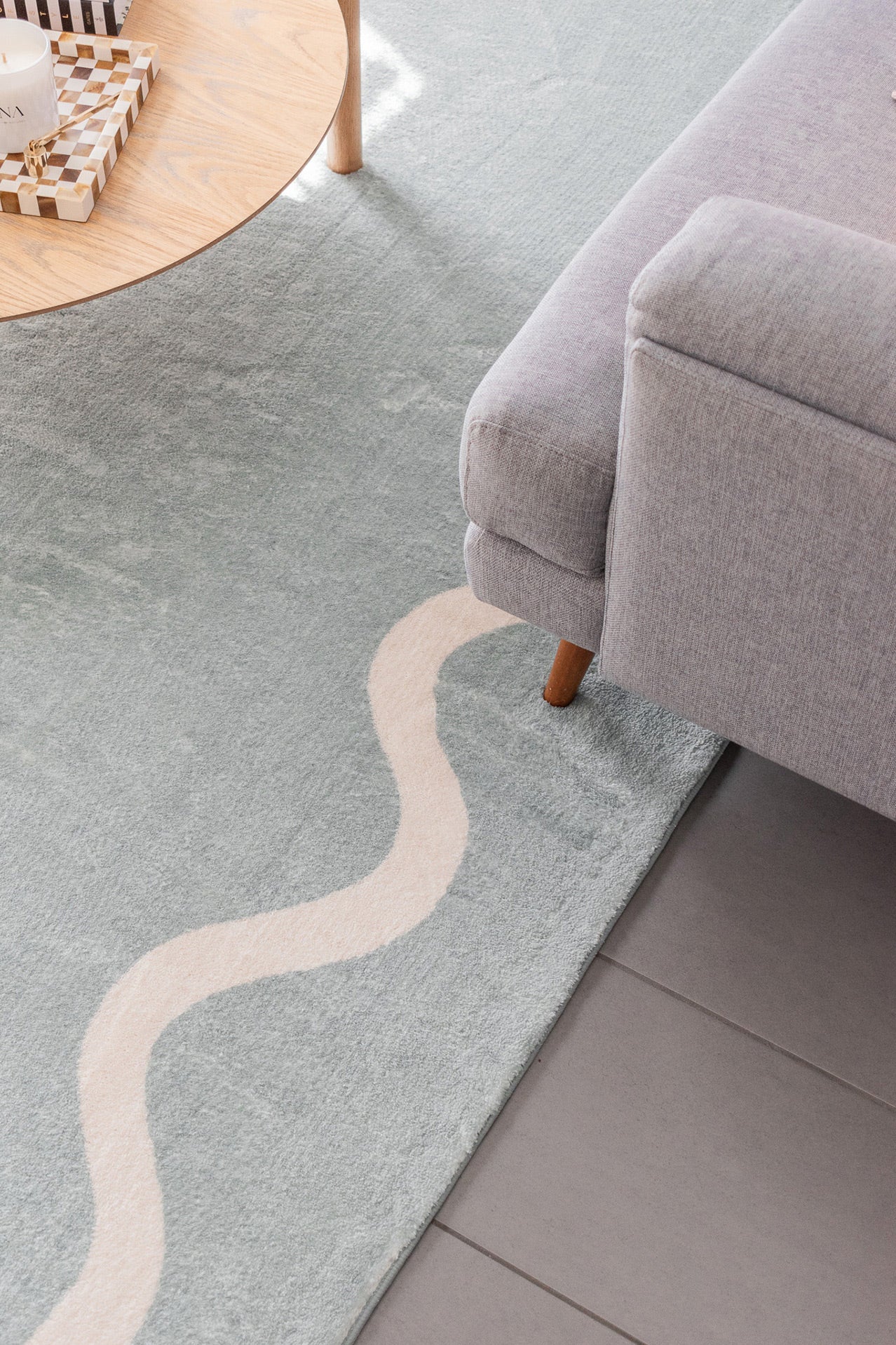 Kairo Green and Cream Wiggle Bordered Washable Rug - Image 8