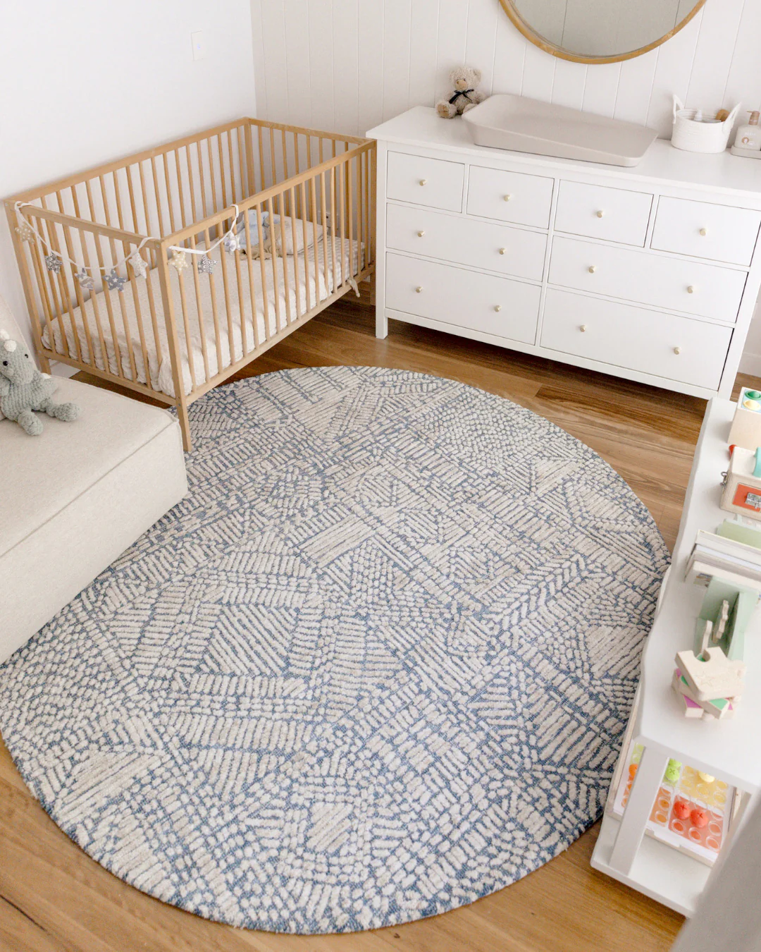 Karmen Blue and Ivory Geometric Patterned Round Rug - Image 2