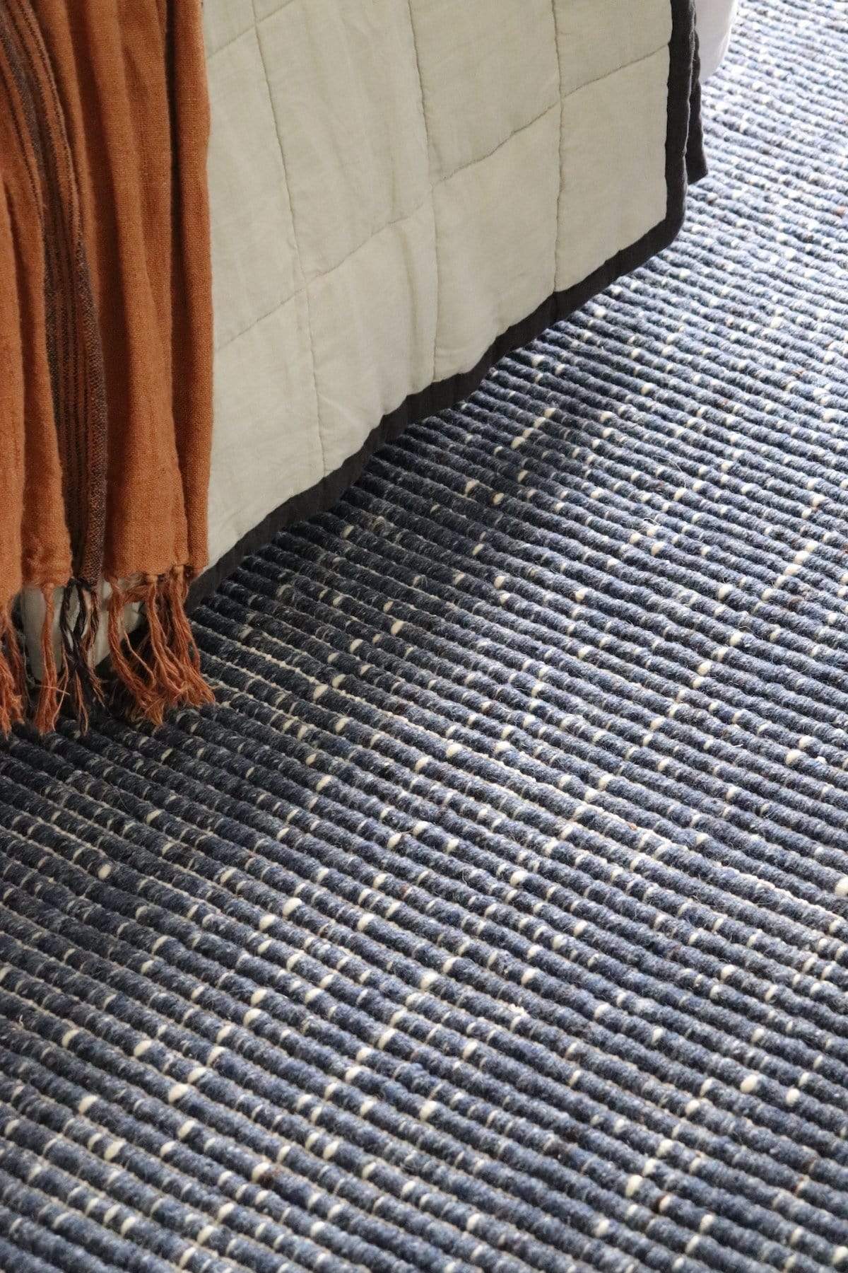 Kendra Navy Blue and Ivory Wool Rug - Image 12