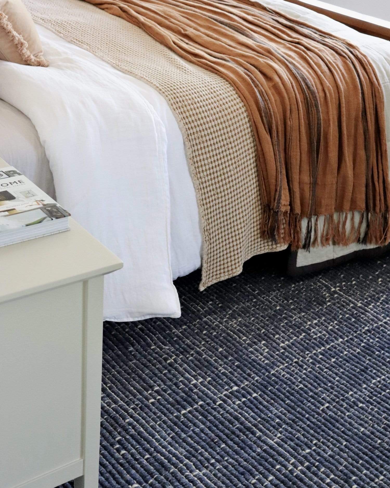 Kendra Navy Blue and Ivory Wool Rug - Image 13