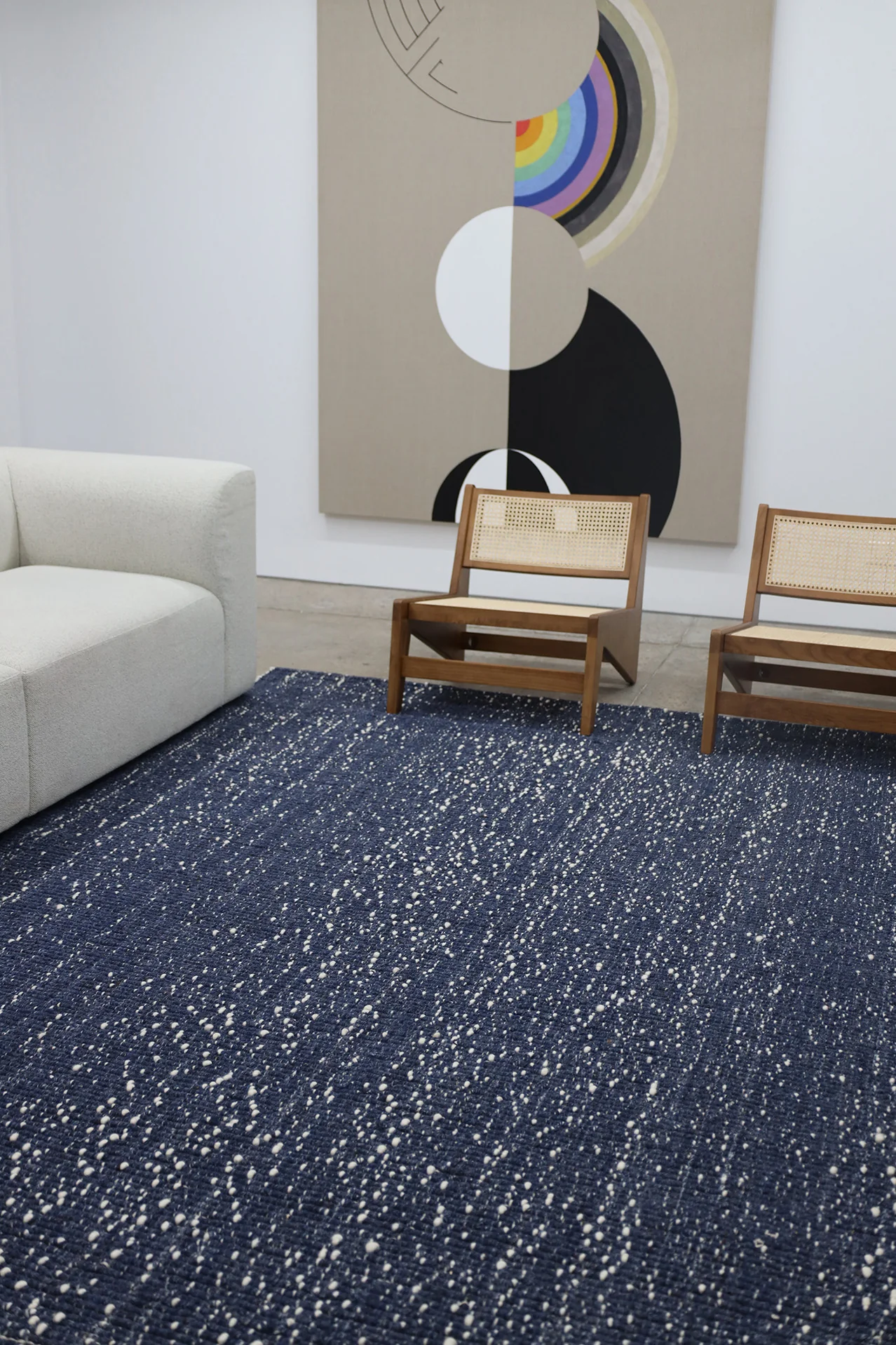 Kendra Navy Blue and Ivory Wool Rug - Image 4