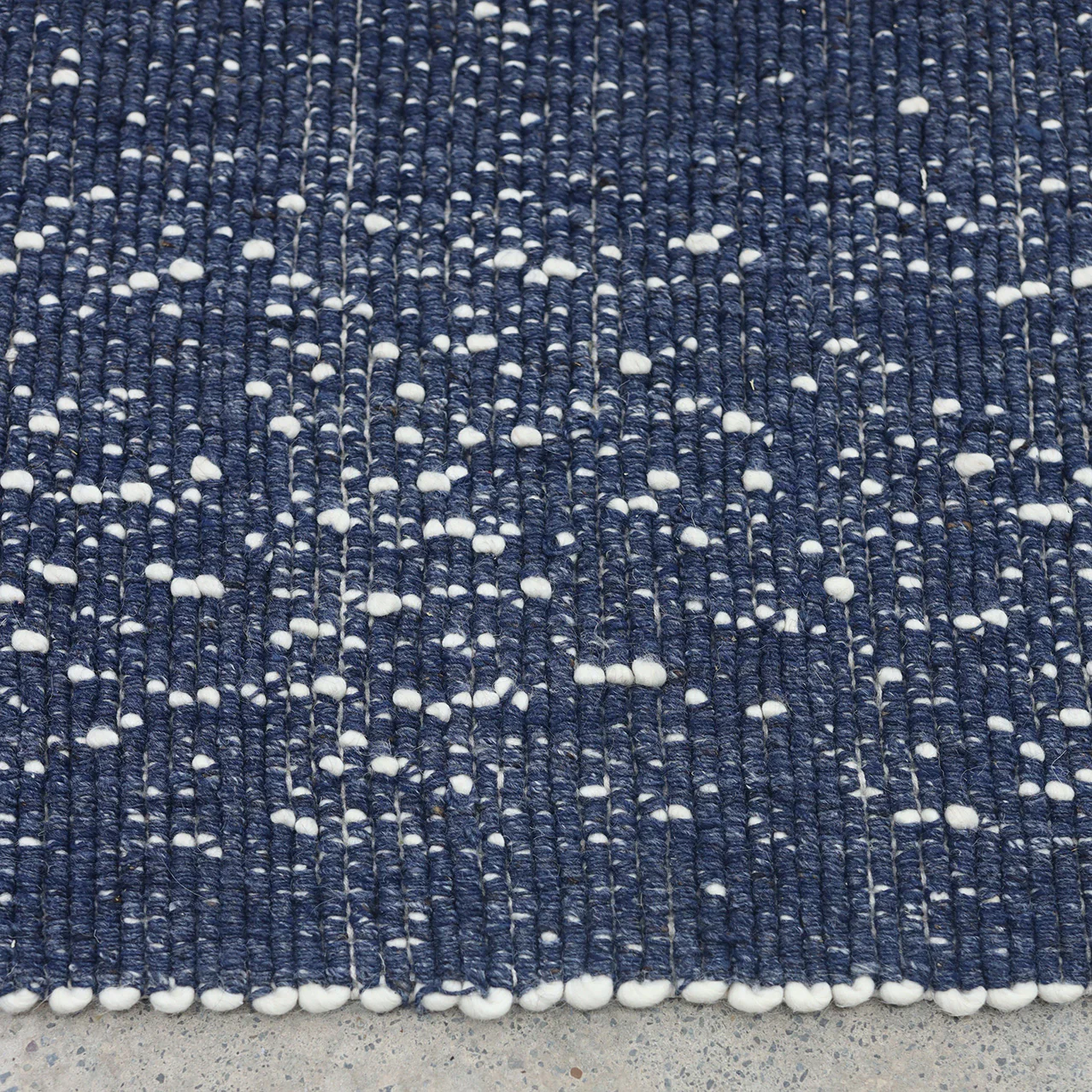 Kendra Navy Blue and Ivory Wool Rug - Image 6