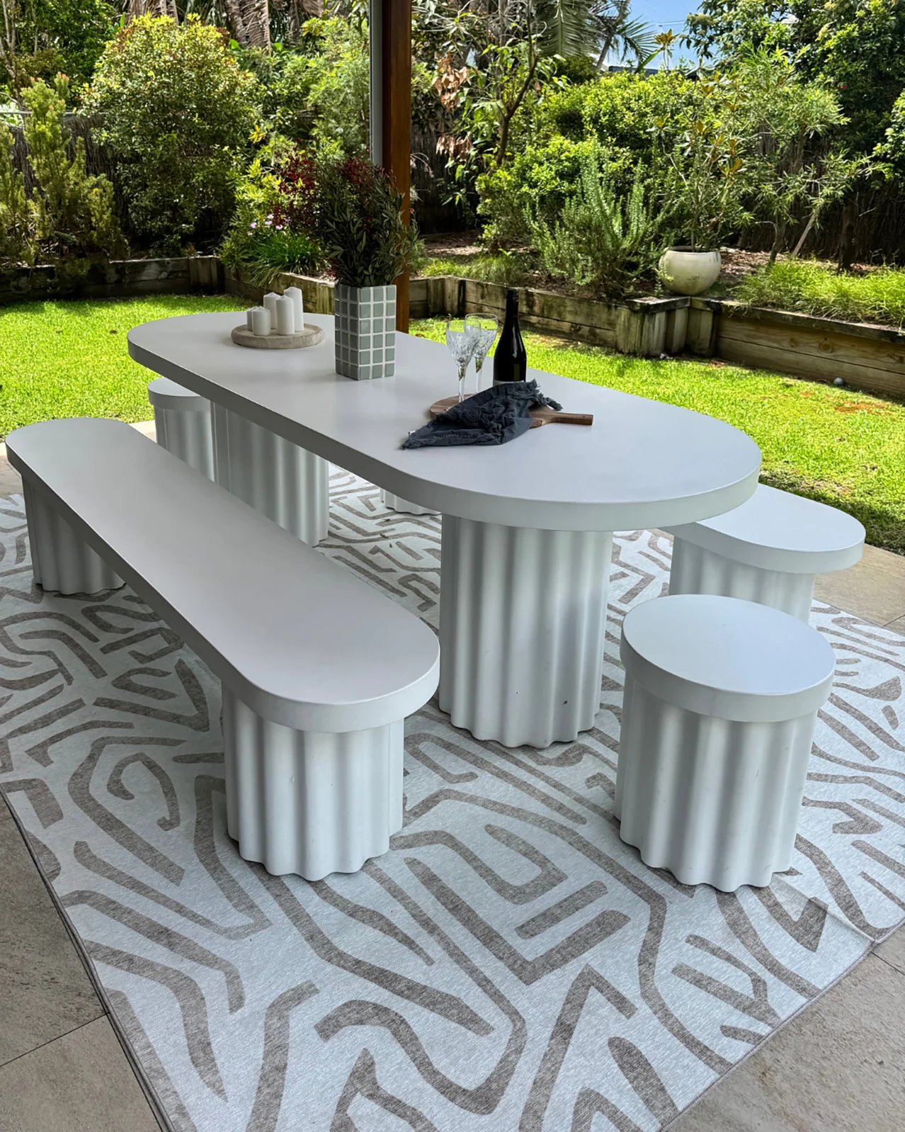 Kensa Grey Cream Indoor Outdoor Washable Rug - Image 2