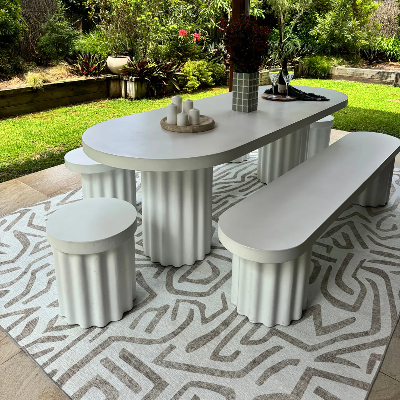 Kensa Grey Cream Indoor Outdoor Washable Rug - Image 3