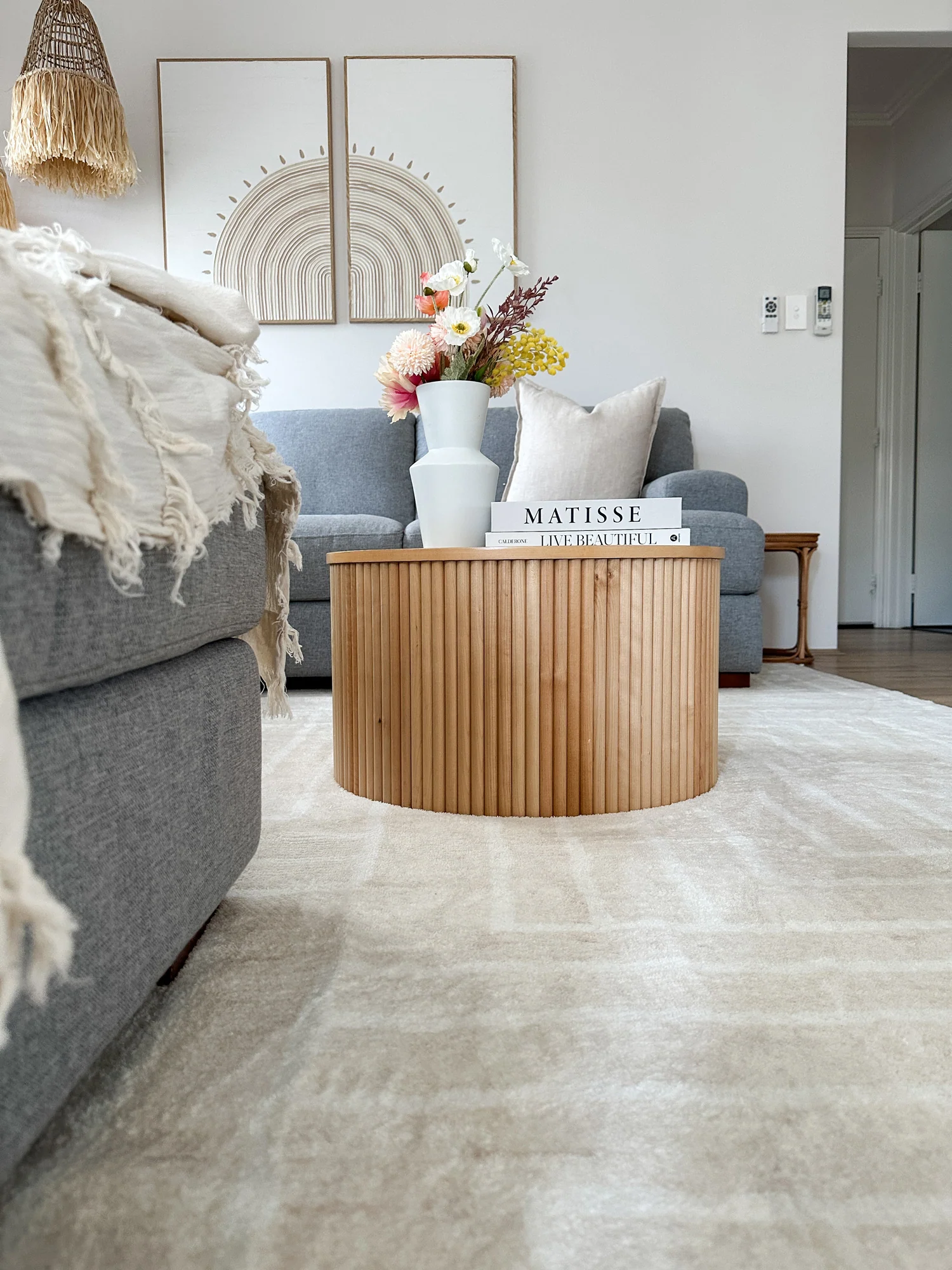 Kiana Cream Modern Washable Rug - Image 4