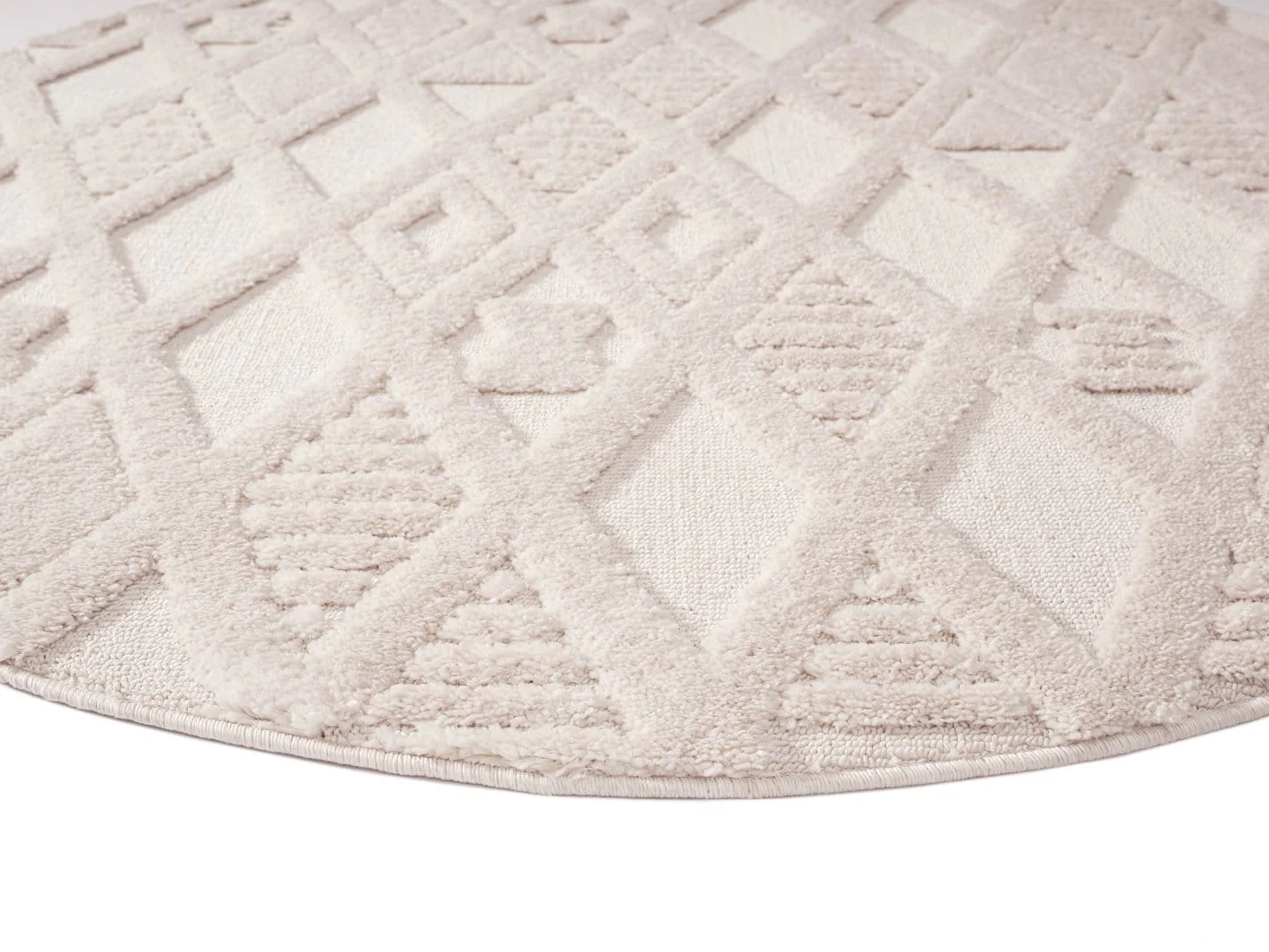 Kira Diamond Detail Textured Round Rug - Image 9