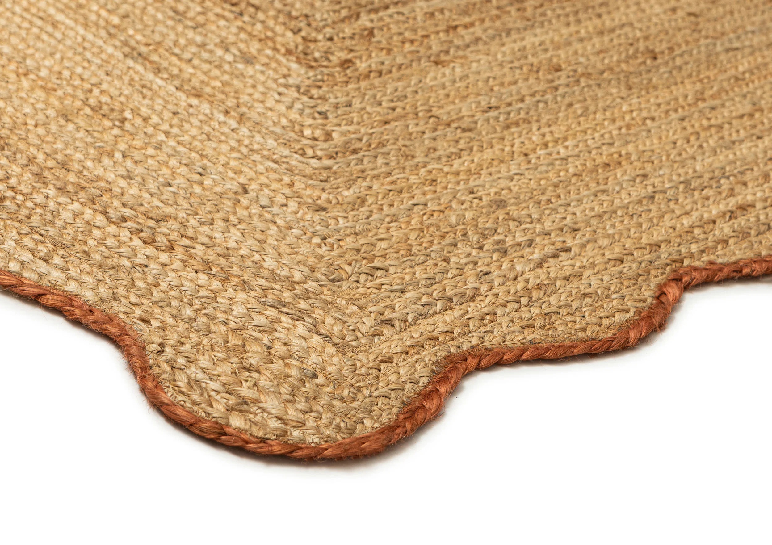 Kumari Natural Brown Scalloped Jute Rug - Image 2