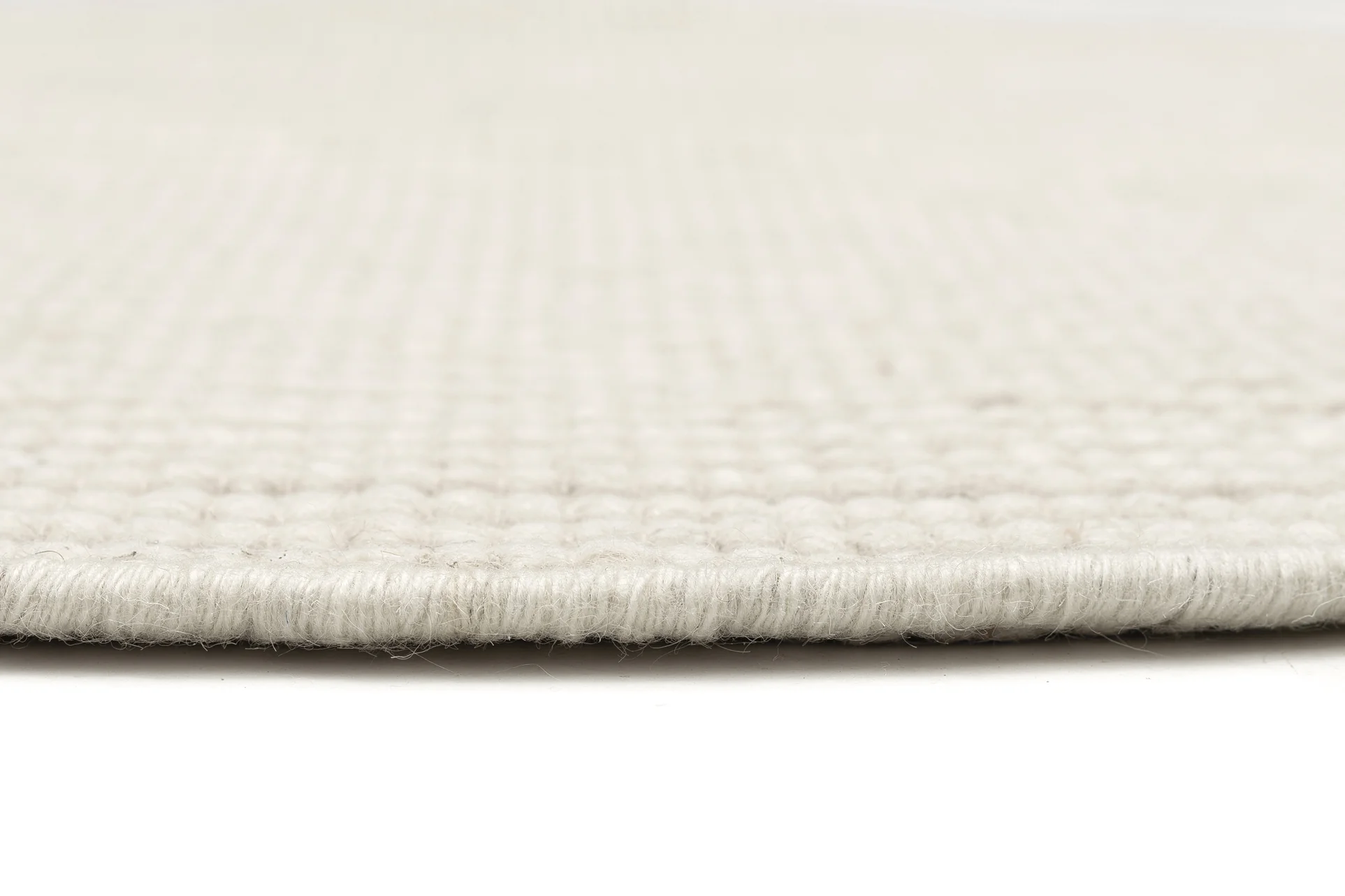 Larvic Ivory Chunky Wool Round Rug - Image 11