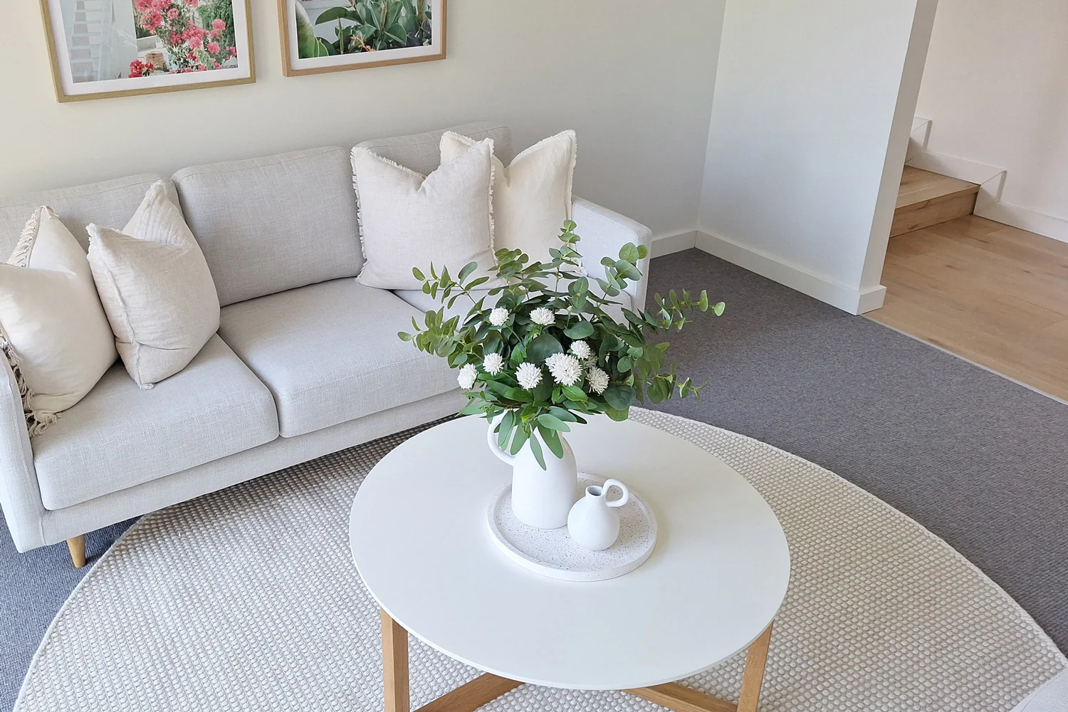 Larvic Ivory Chunky Wool Round Rug - Image 4