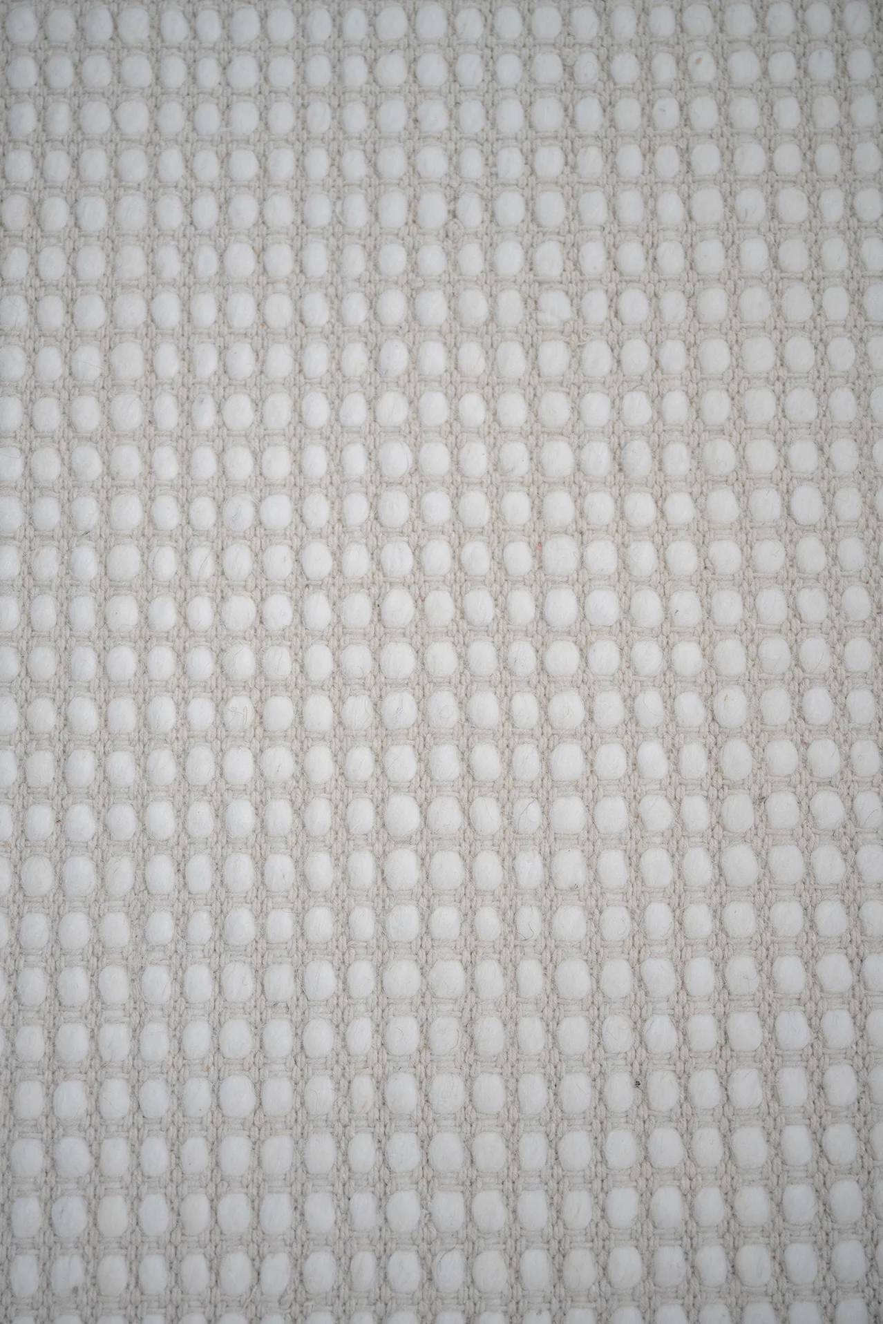 Larvic Ivory Chunky Wool Rug - Image 3