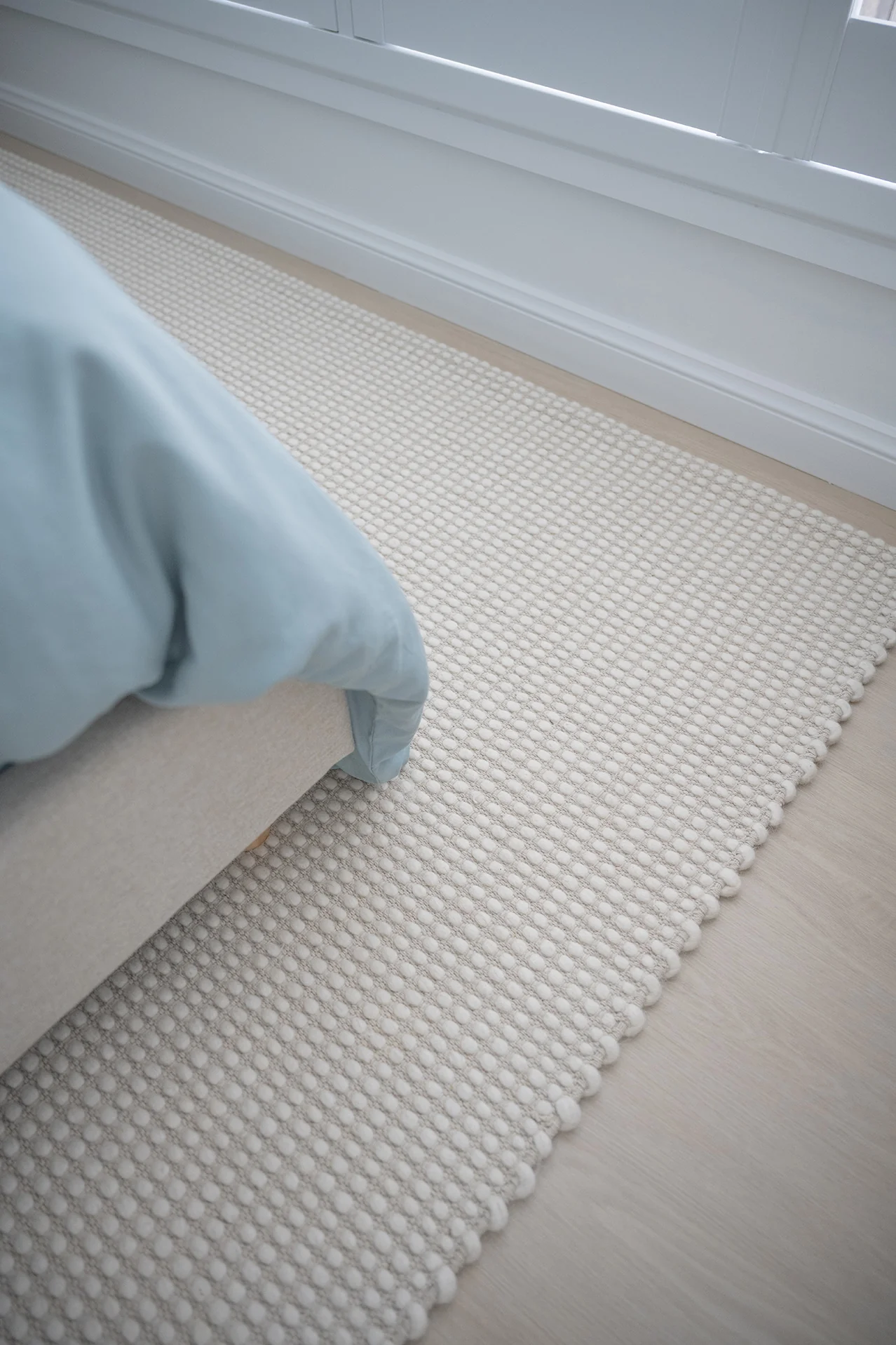 Larvic Ivory Chunky Wool Rug - Image 4