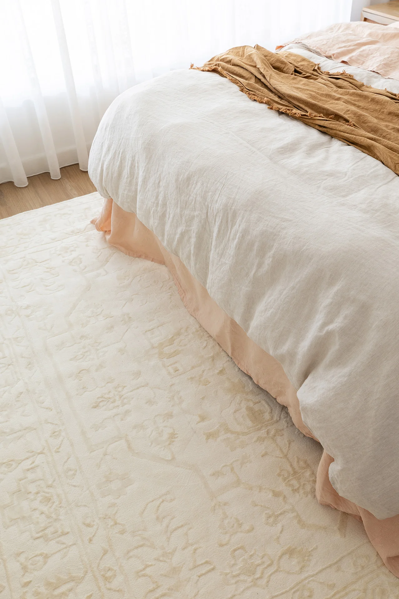 Lianda Neutral Medallion Rug - Image 6