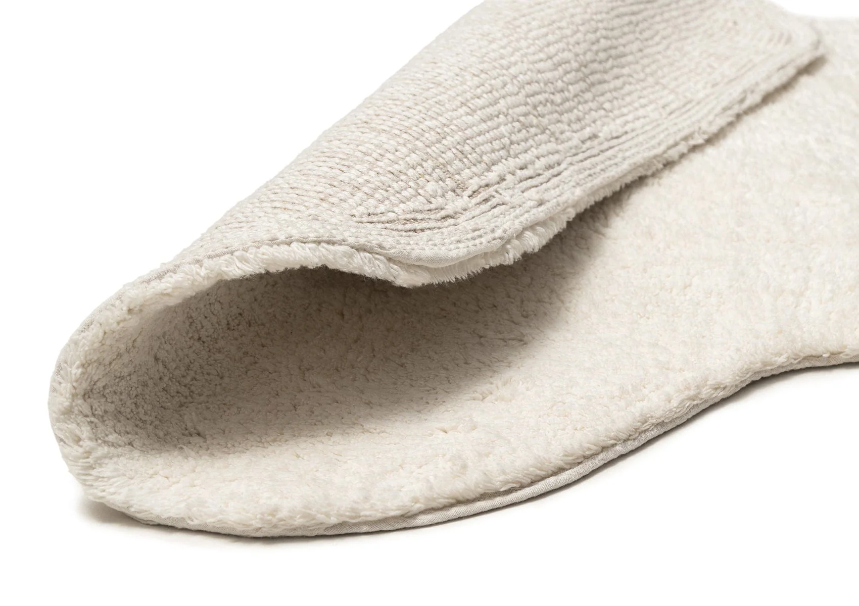 Lianna Cream Scallop Washable Bath Mat - Image 7