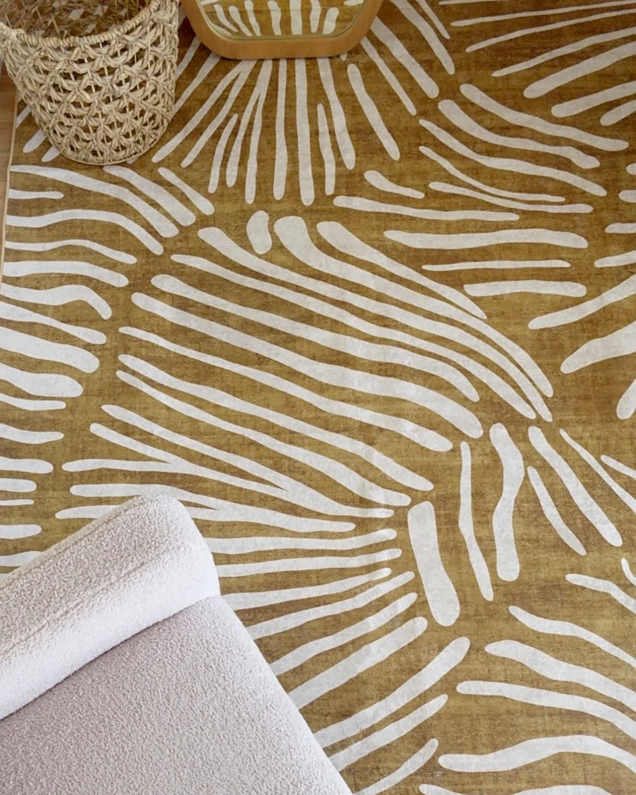 Liya Brown Palm Print Washable Rug - Image 5