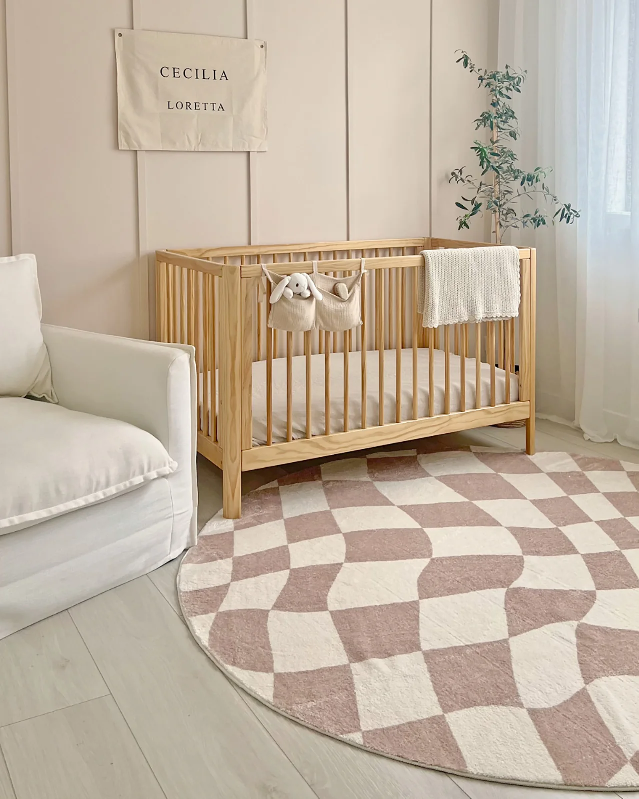 Logan Beige and Ivory Checkered Washable Round Rug - Image 2