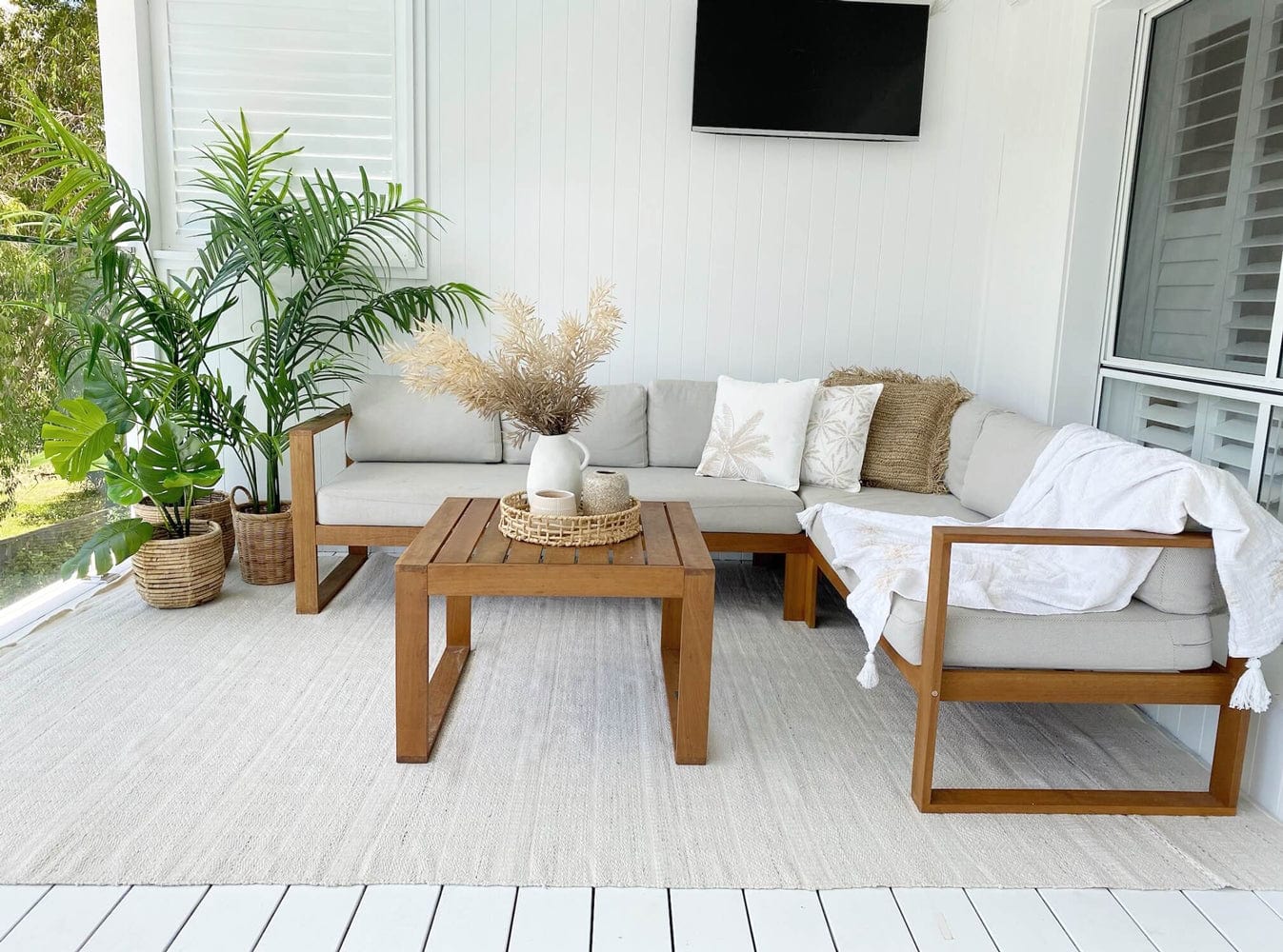 Loretta Cream and Grey Indoor Outdoor P.E.T Rug - Image 3
