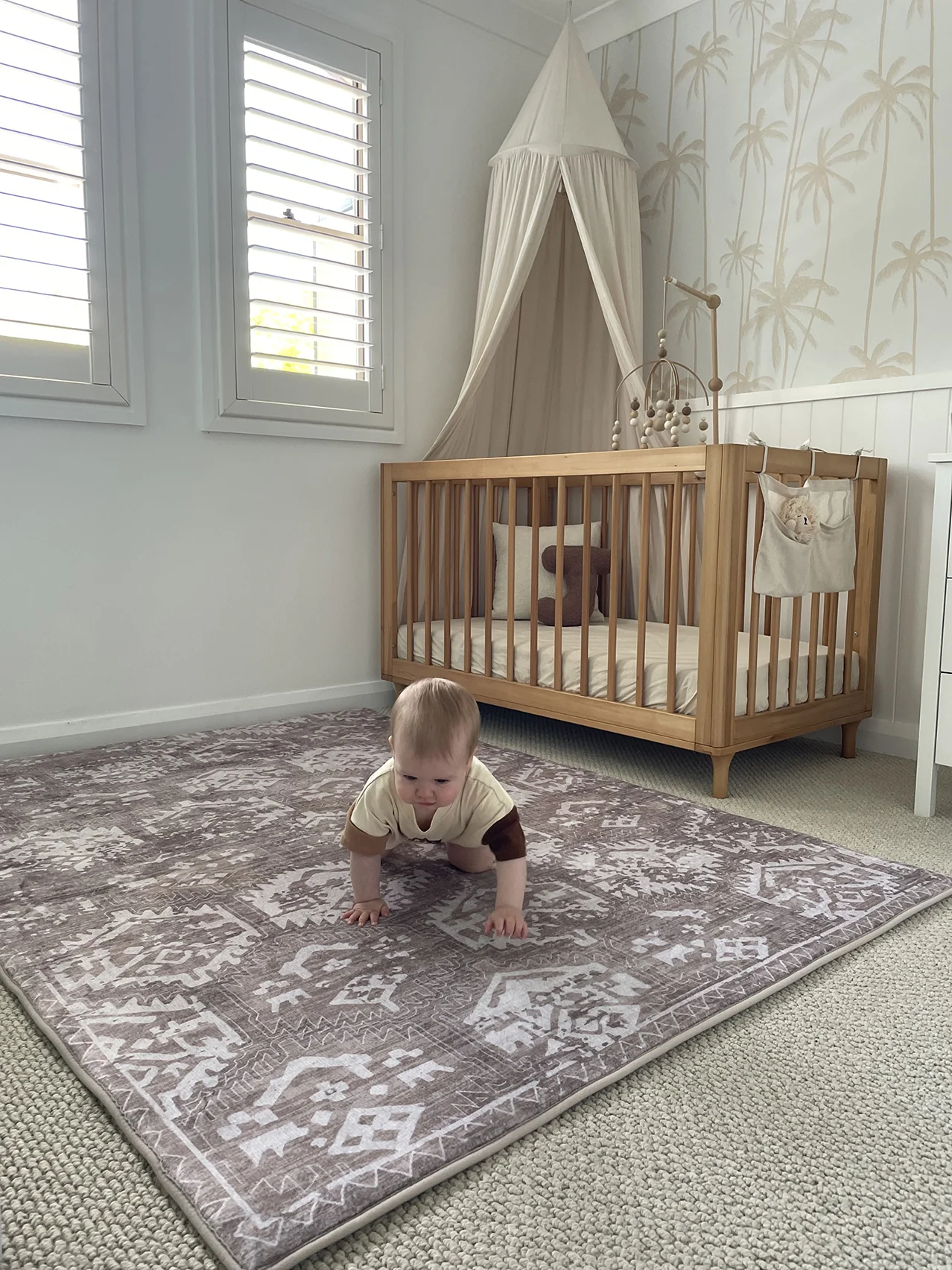 Lumi Grey Plush Rollie Pollie Playmat - Image 3
