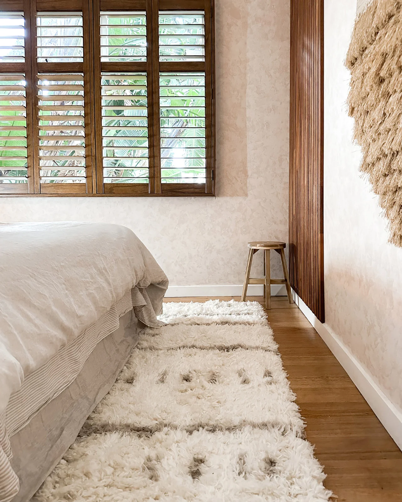 Mandisa Cream & Beige Tribal Shag Rug - Image 4