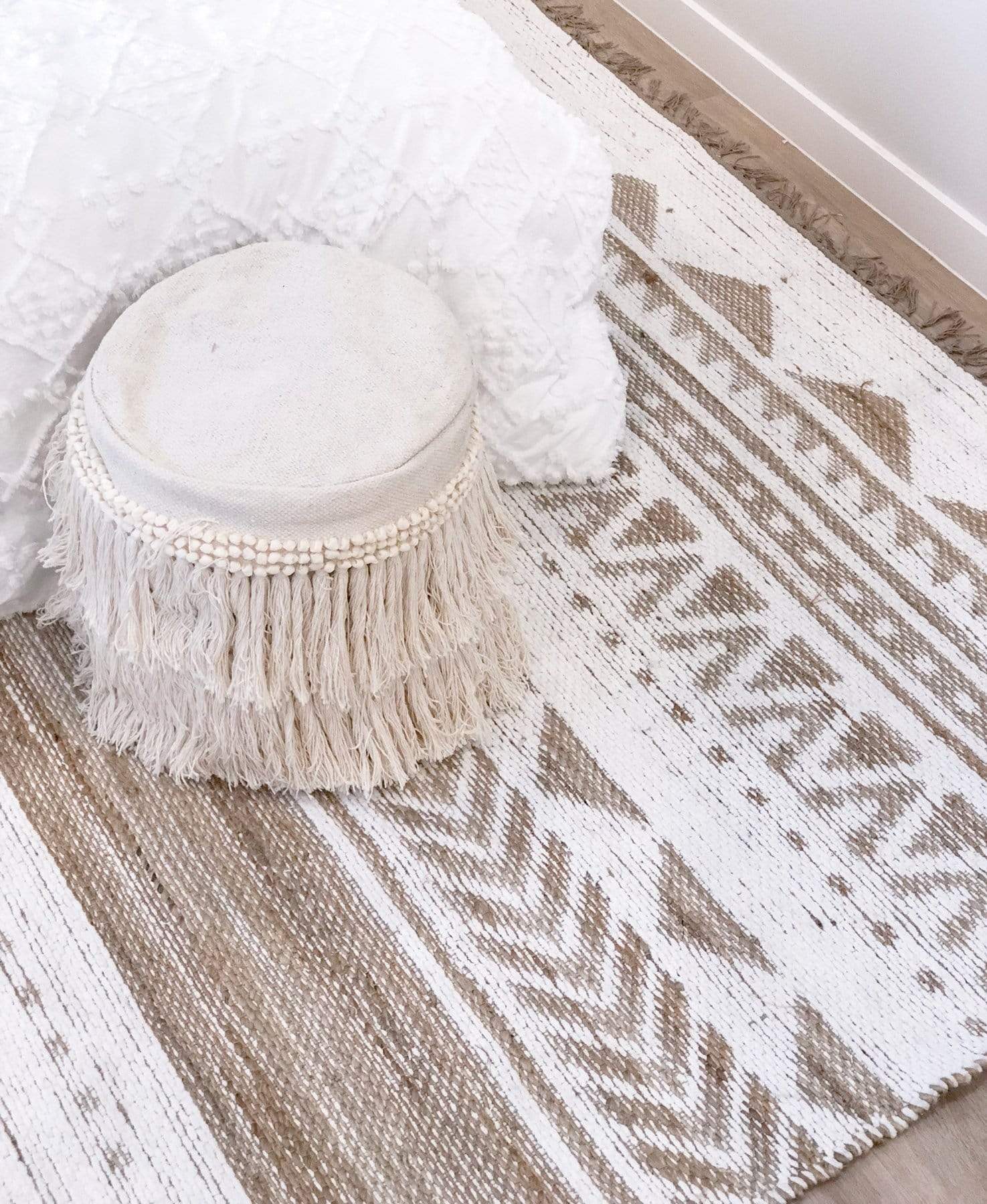 Marilia White and Natural Rug - Image 15
