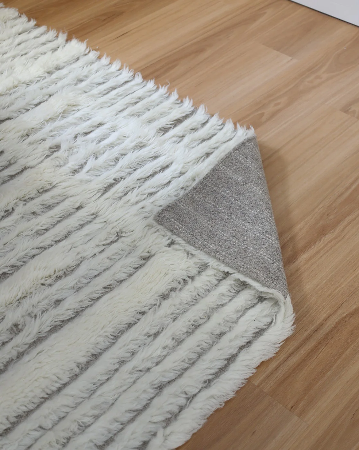 Maya Geometric Pattern Berber Wool Shag Rug - Image 5