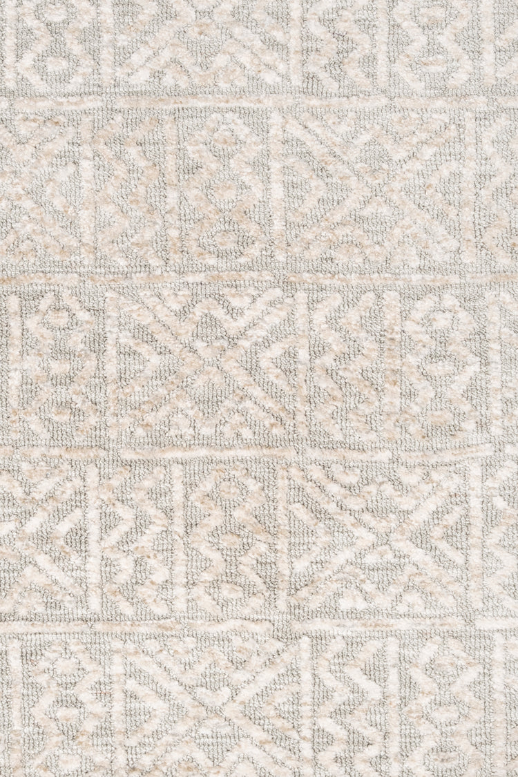 Melia Grey and Ivory Tribal Textured Round Rug - Image 9