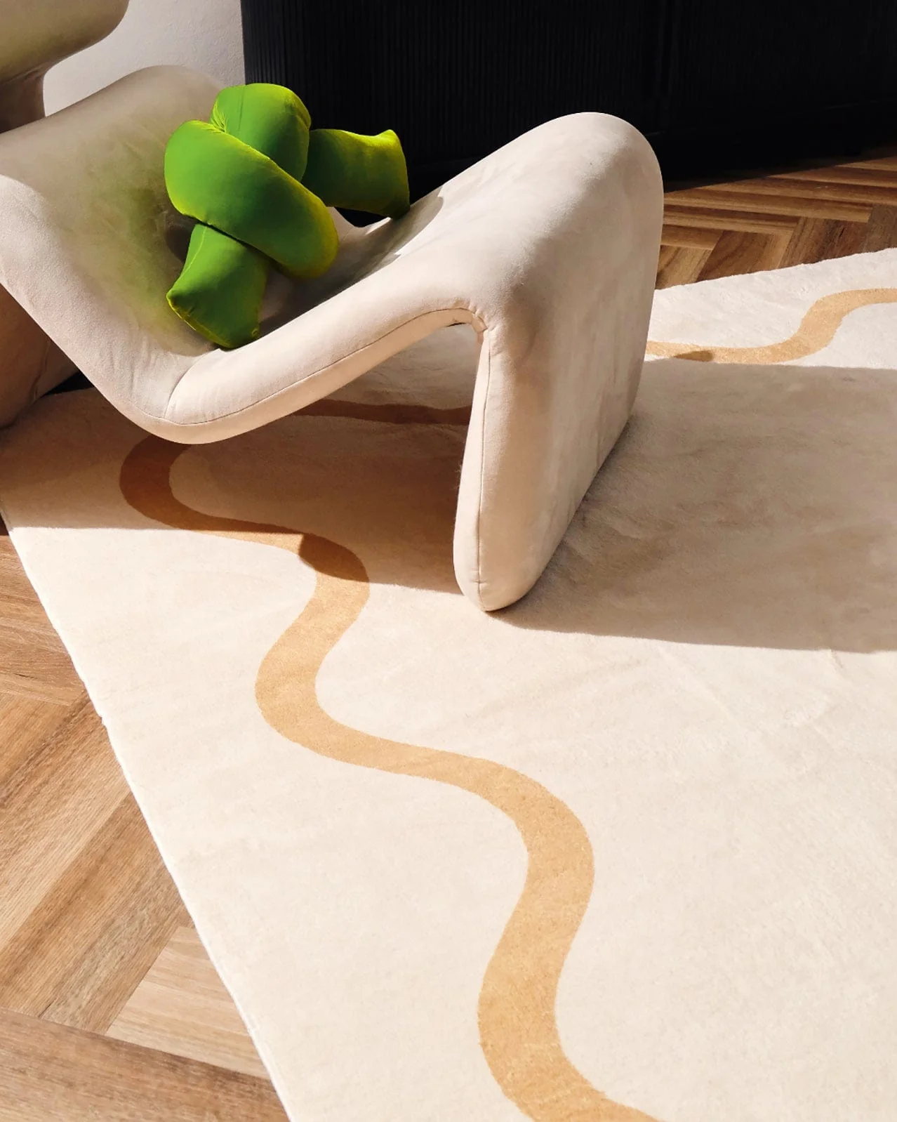 Micah Brown and Beige Wiggle Bordered Washable Rug - Image 6