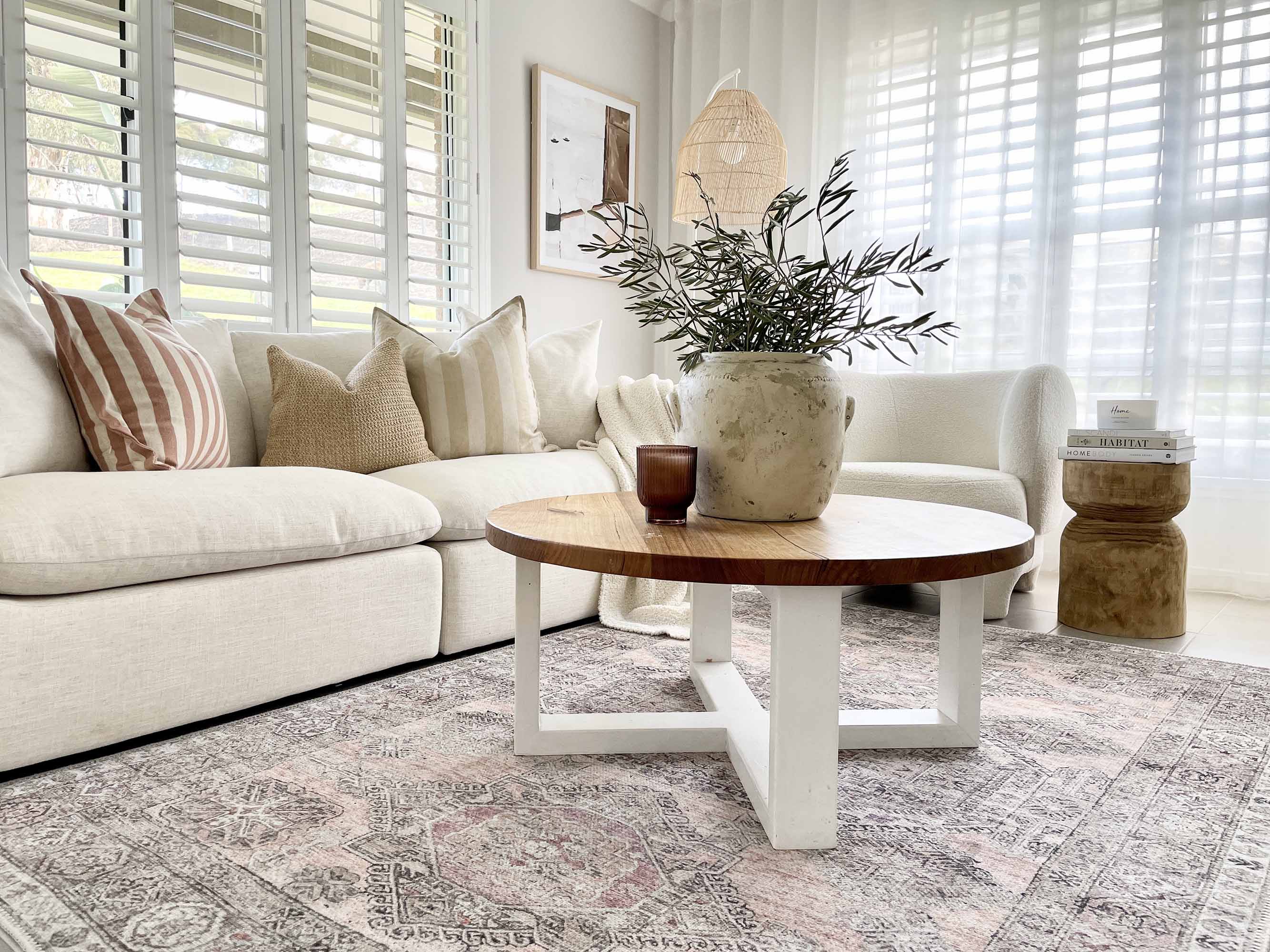 Mindi Grey and Pink Traditional Distressed Washable Rug - Image 6