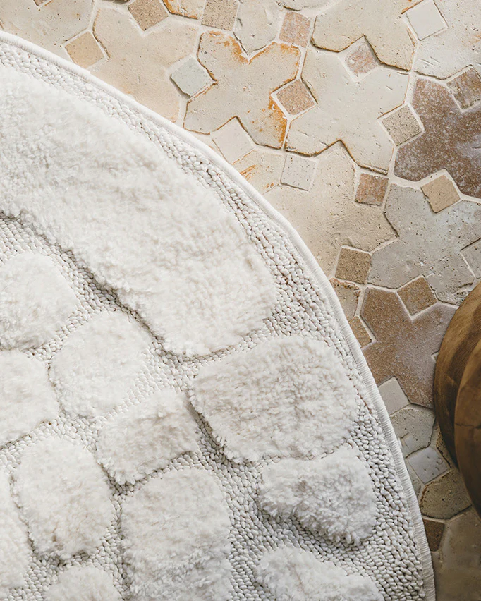 Nadja Ivory Cream Abstract Textured Round Rug - Image 2