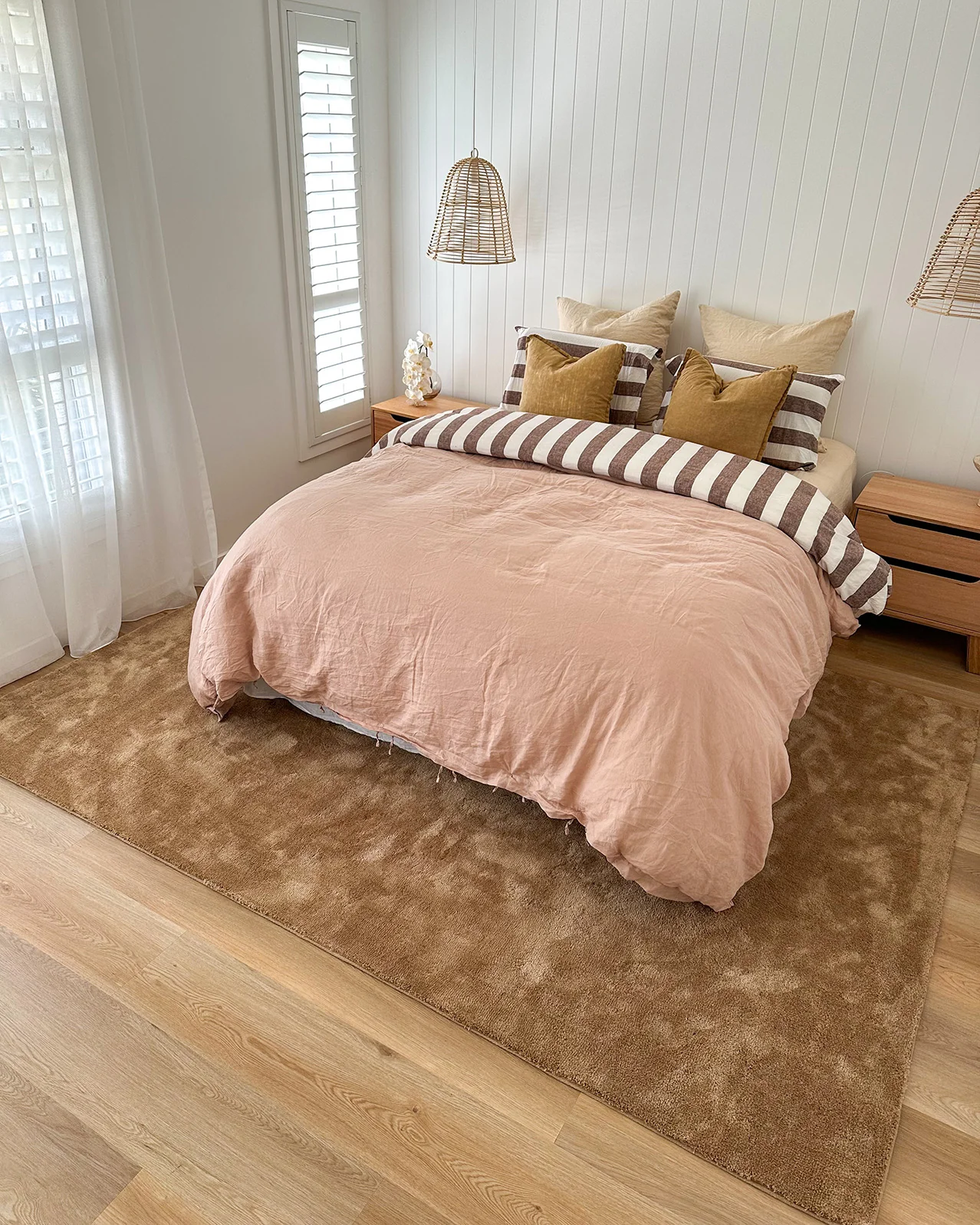 Nellie Dark Brown Shag Rug - Image 6