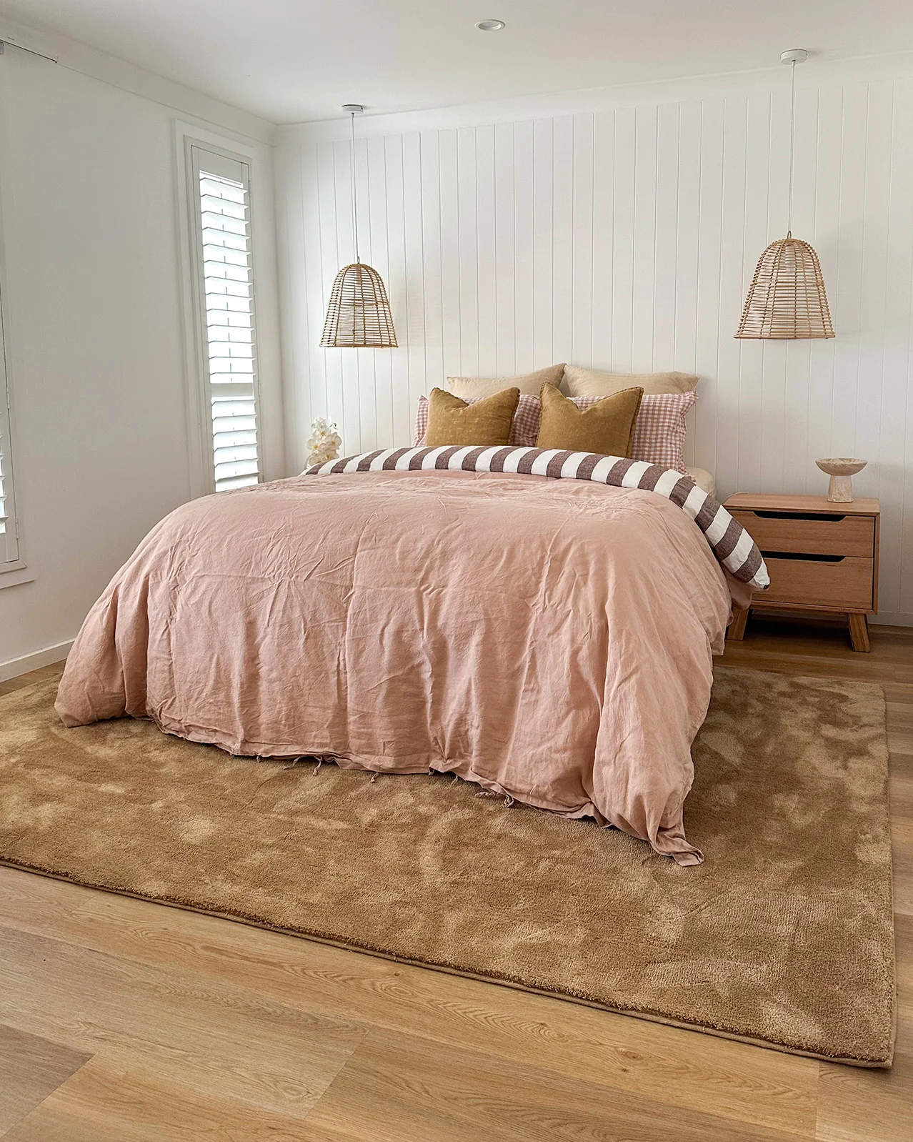 Nellie Dark Brown Shag Rug - Image 9