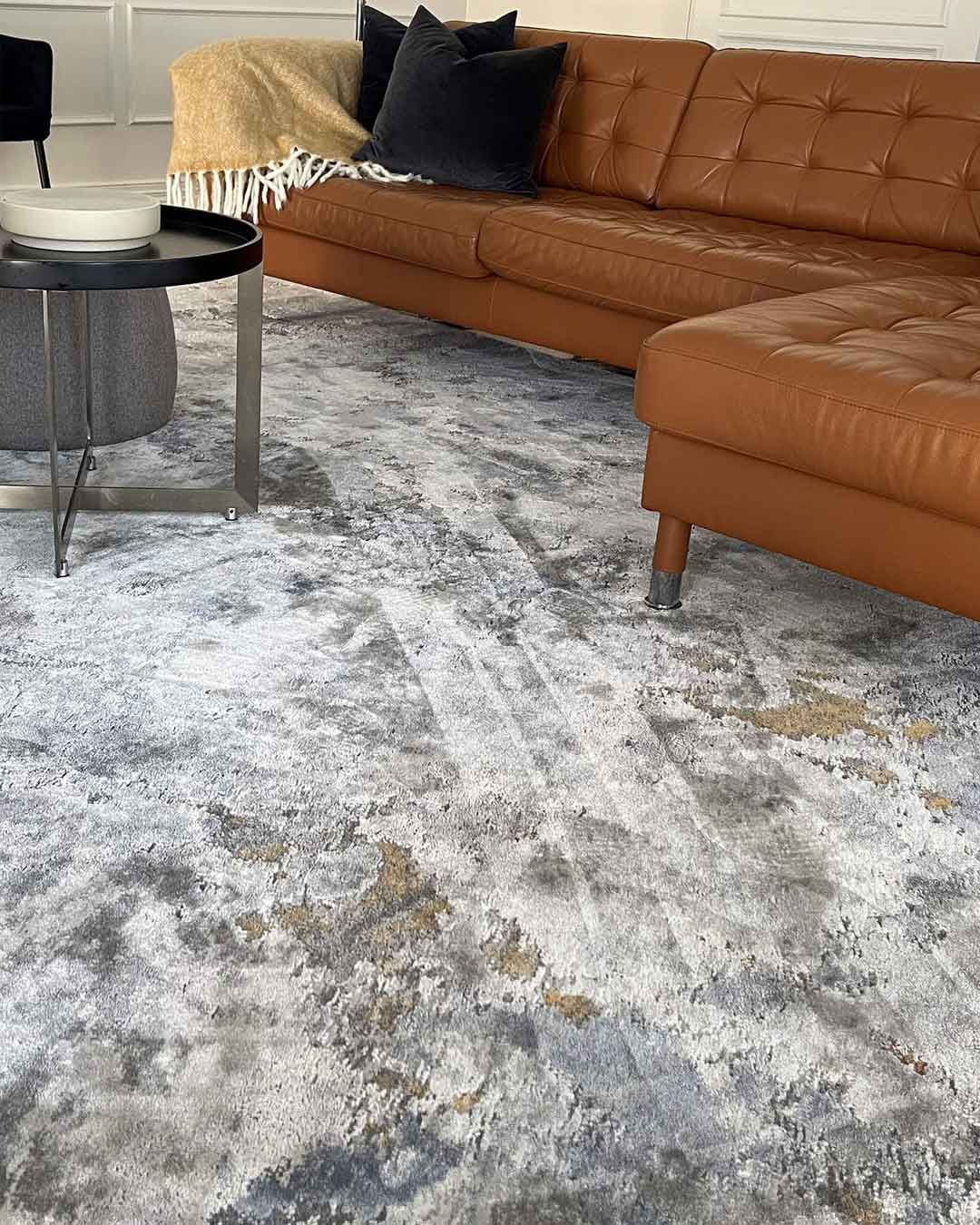 Neve Blue Grey and Bronze Transitional Motif Rug - Image 2